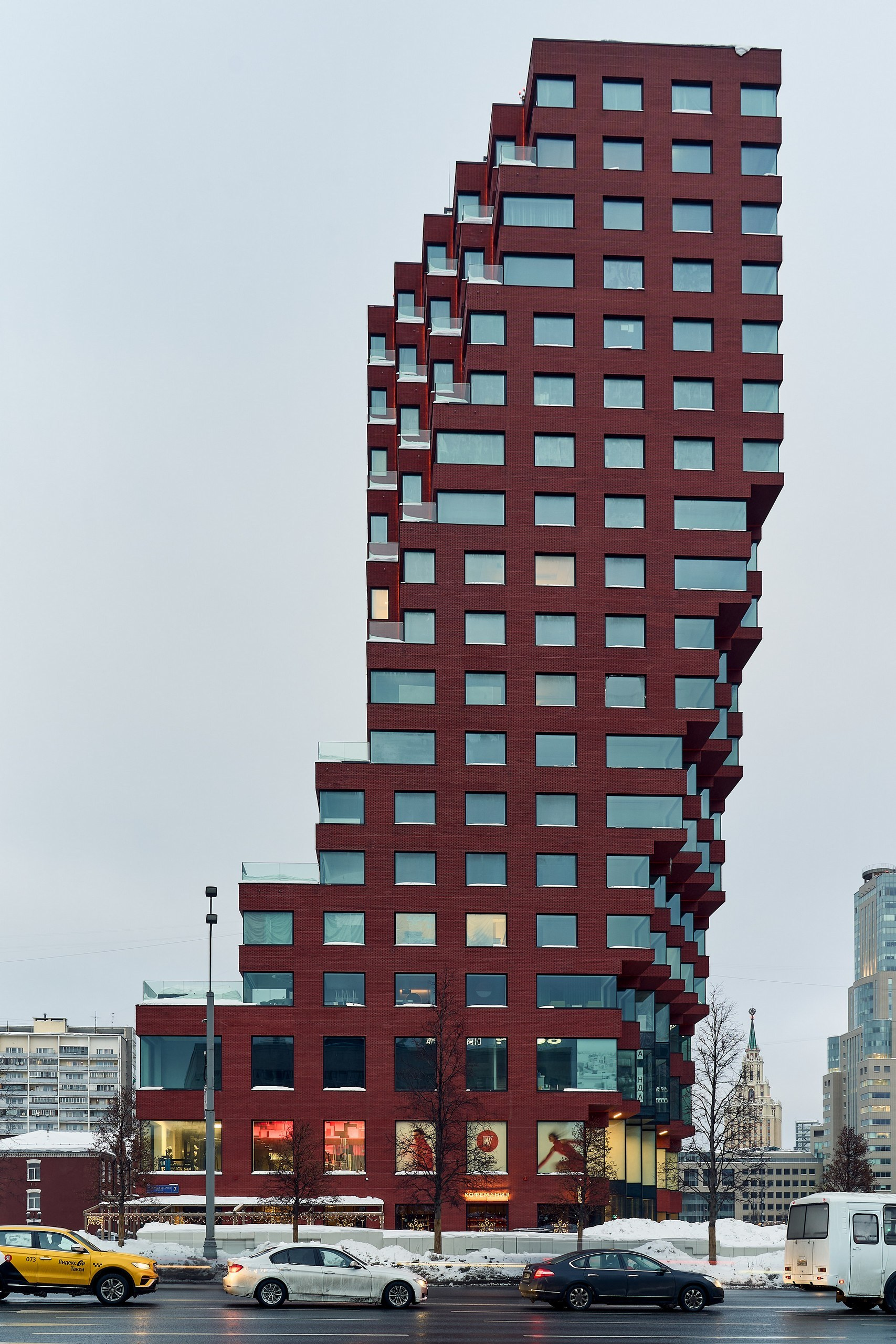 Архитектурная съемка бокового фасада RED7 со стороны Садовой-Спасской