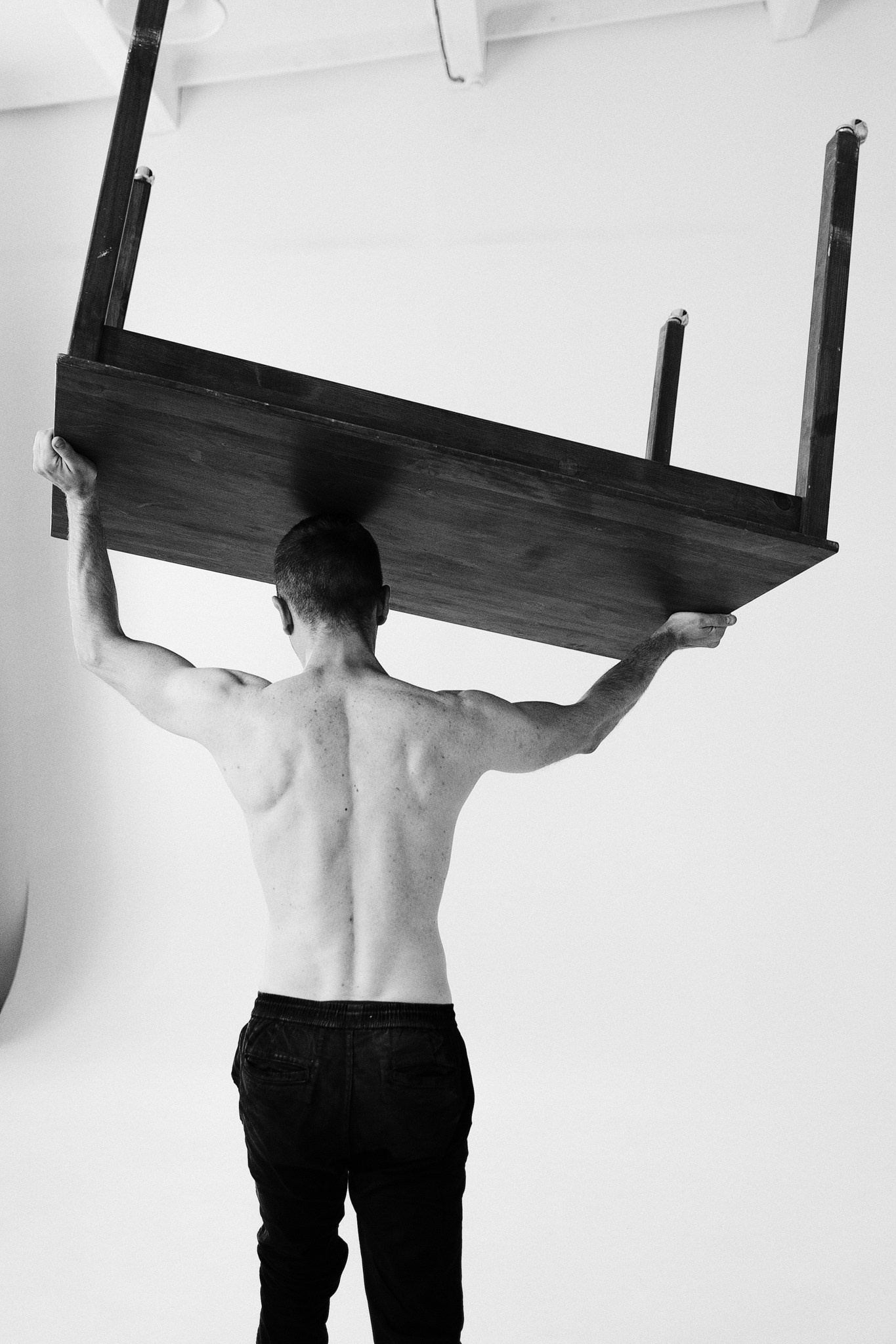 Мужская спортивная фотосессия в Тюмени: боулдеринг и лайфстайл. Фотограф Дарья Мустафина, Тюмень