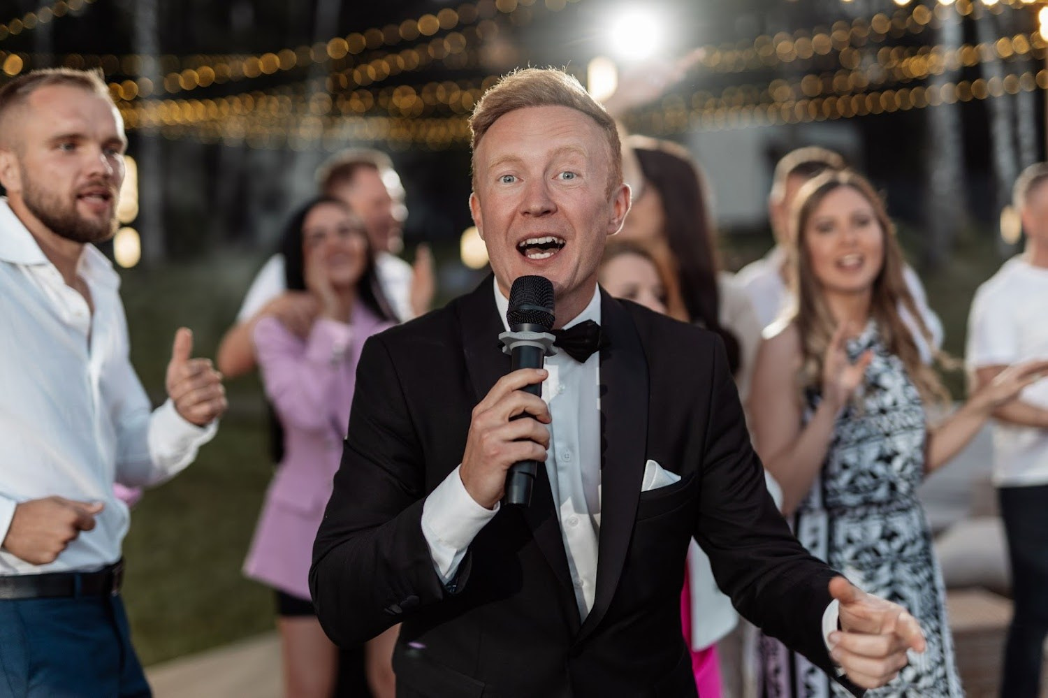 Ведущий Калашников. Подрядчики и друзья сети свадебных площадок House for wedding