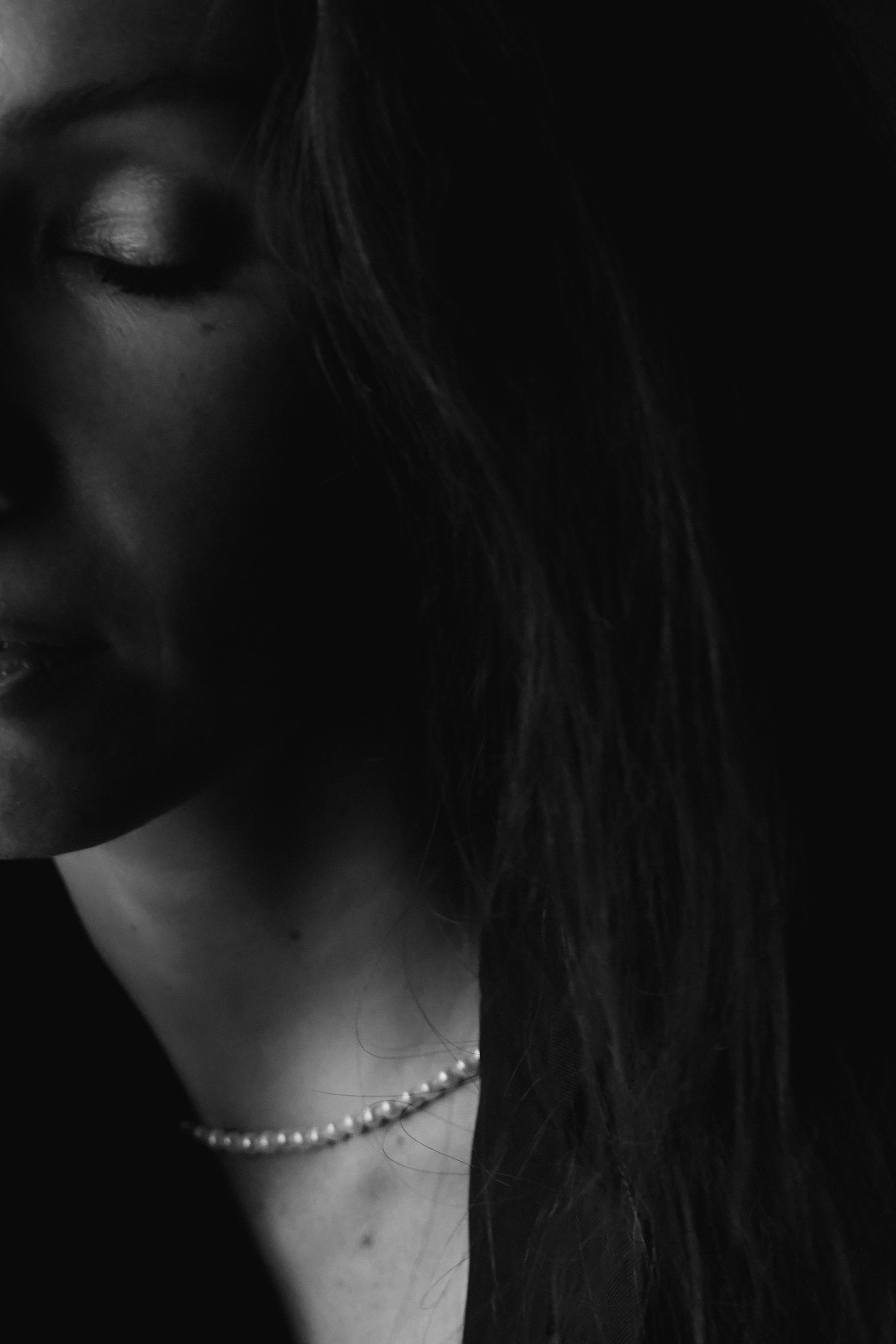 Анна ЧБ фотосессия. Фотограф в Сочи Марина Барс