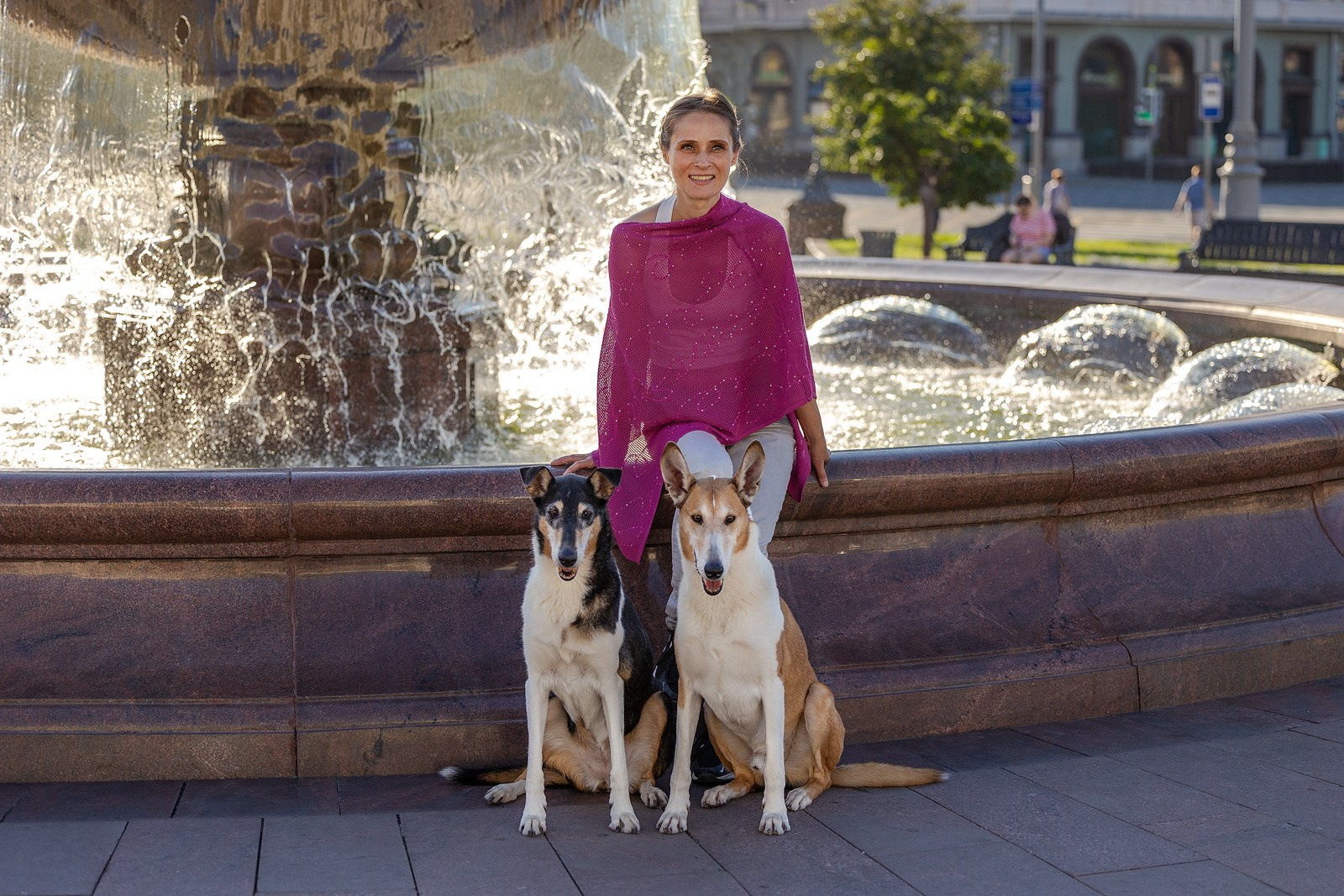 Винтик и Вита в городе. Фотограф-анималист Natalia Deingel | Фотосъемка собак в Москве