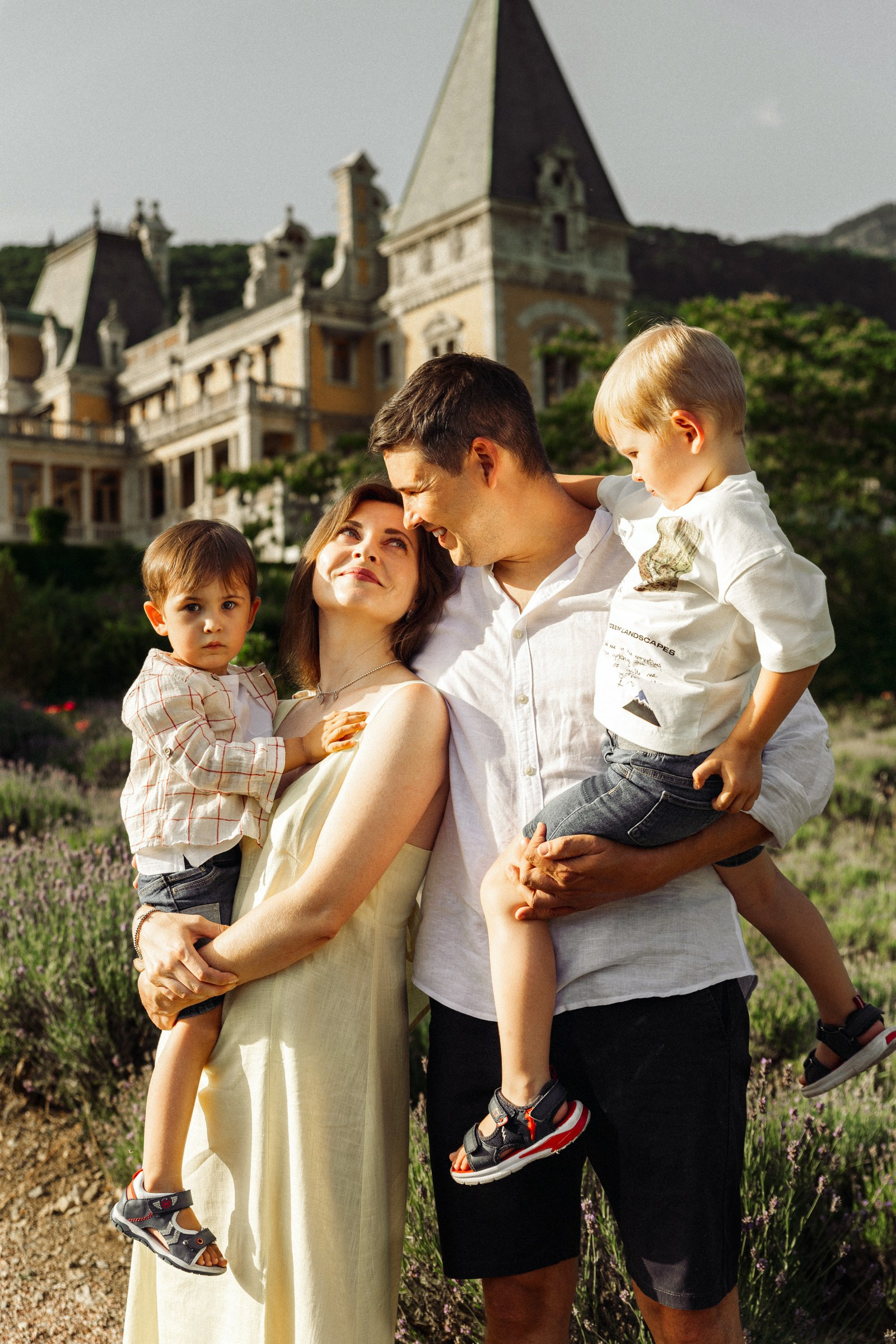 Стоимость фотосессии в Ялте. Семейный, женский, контент фотограф в Ялте