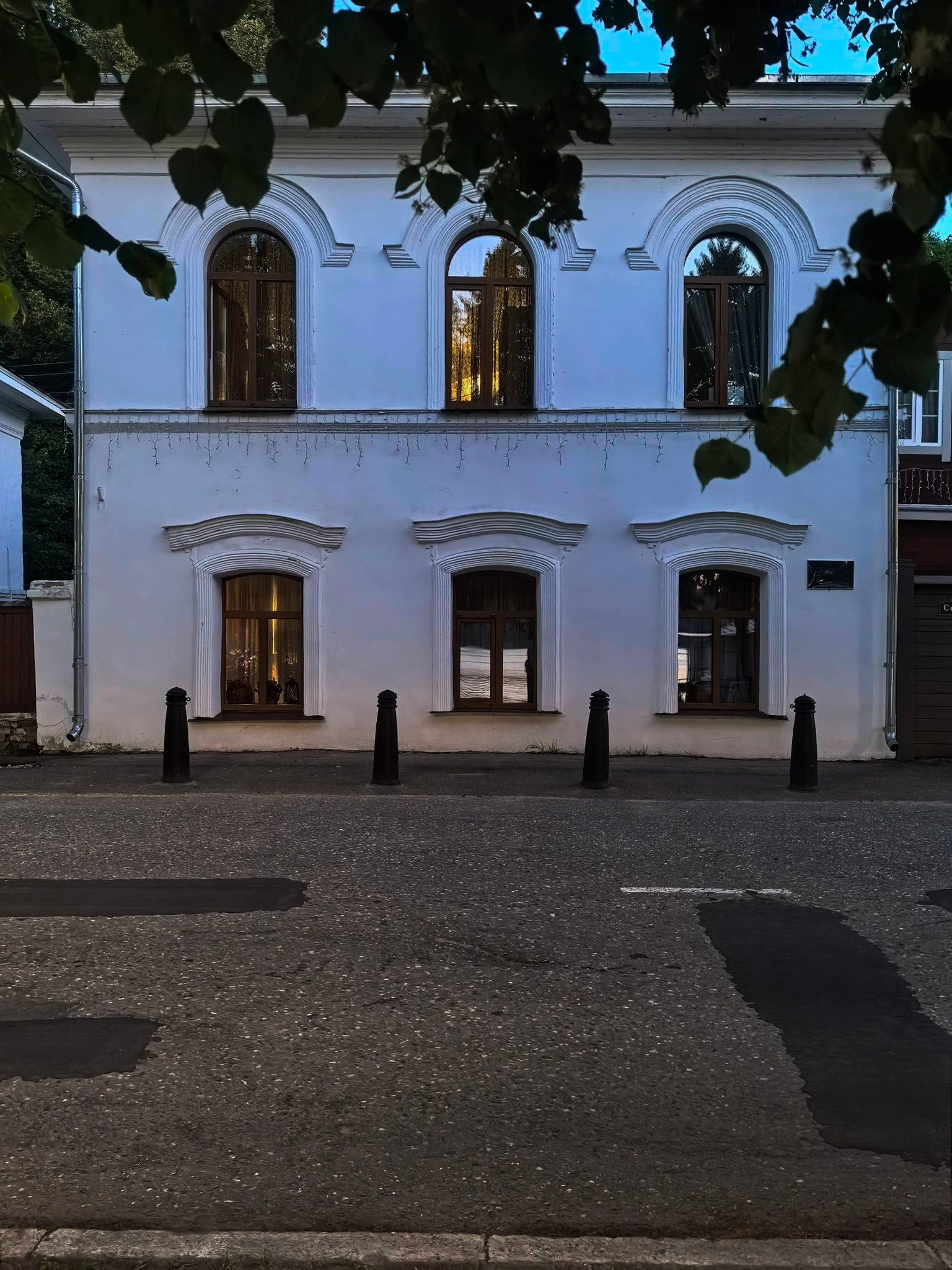 Плёс — лучший туристический город. Купить картину на холсте для интерьера|художник | дизайнер | архитектор Сергей Ратчин в Москве