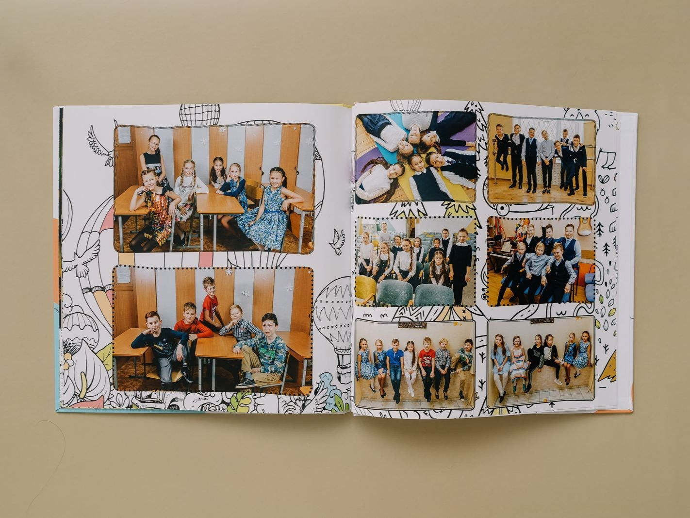 Выпускные альбомы 4 классов. Фотограф Николай Селуков