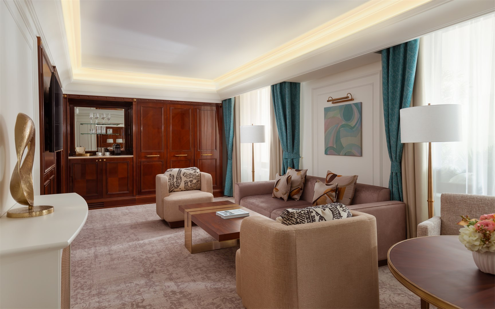 Отели — подборка. Фотограф индивидуальных женских портретов и LOVEstory в Москве