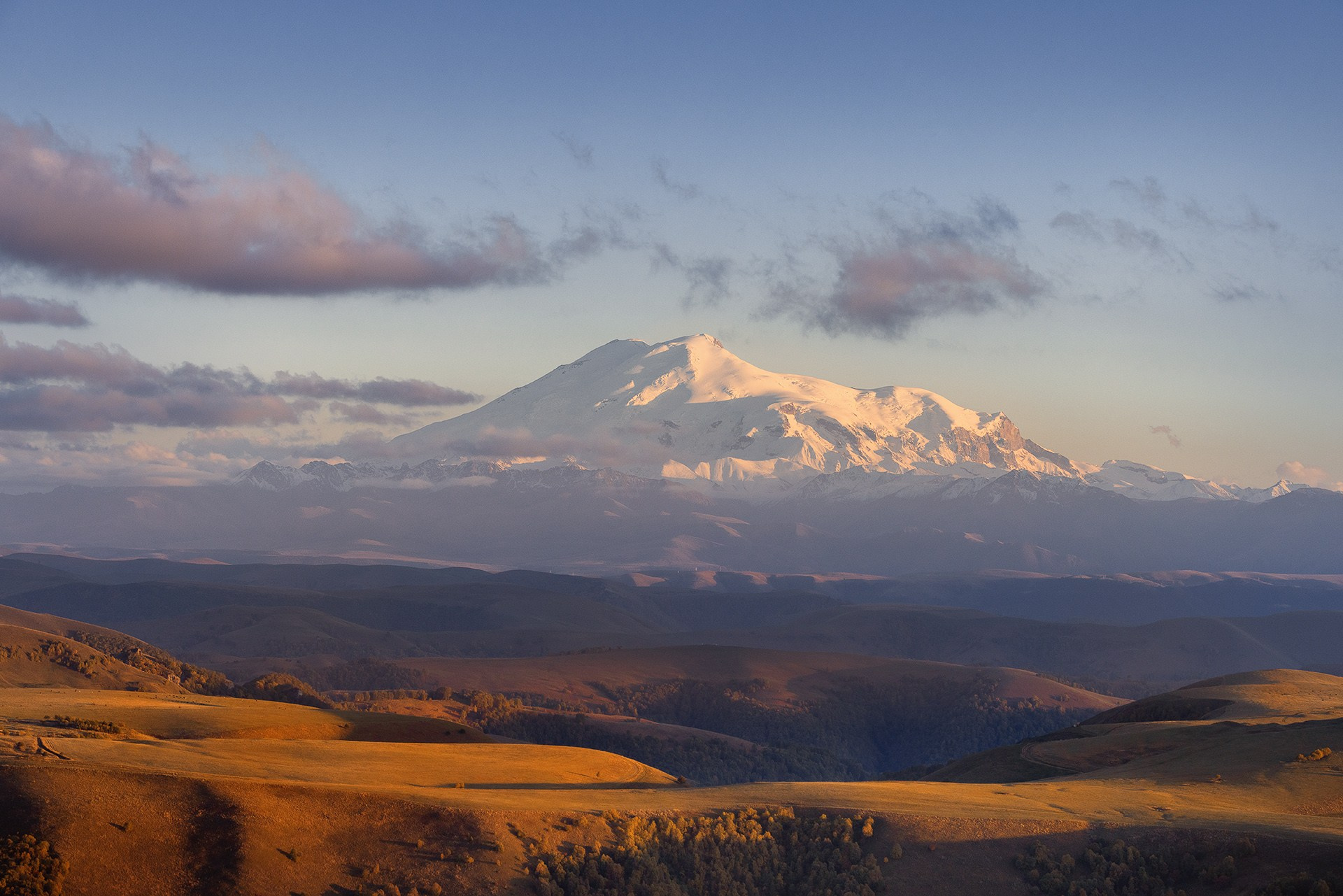 Осеннее приэльбрусье 2026 | Фотограф Дмитрий Купрацевич. Дмитрий Купрацевич профессиональный пейзажный и travel-фотограф
