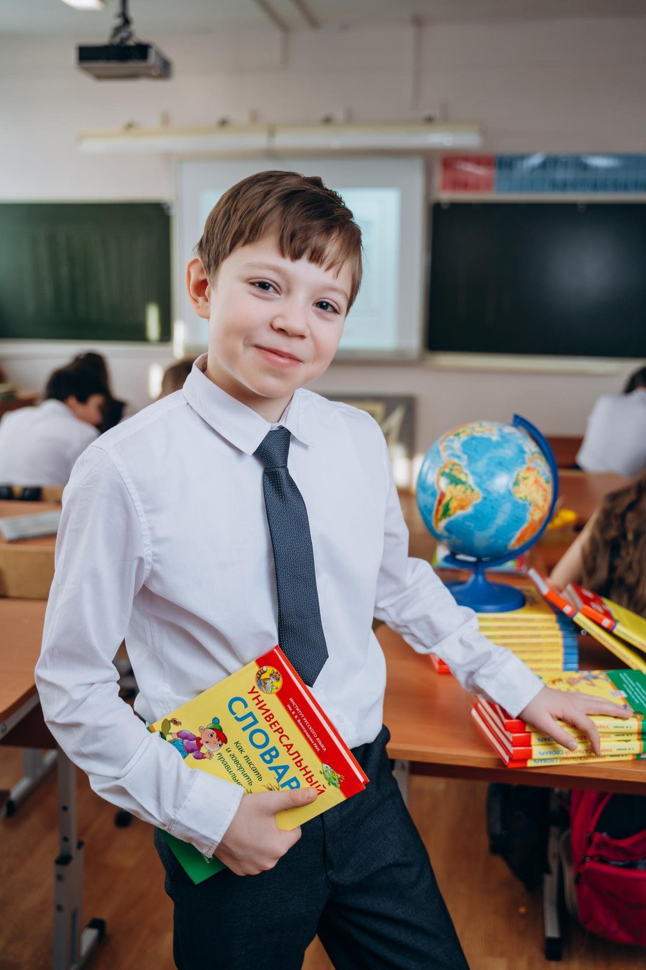 Первоклассники. КЛАСС | Выпускные альбомы в Нижневартовске