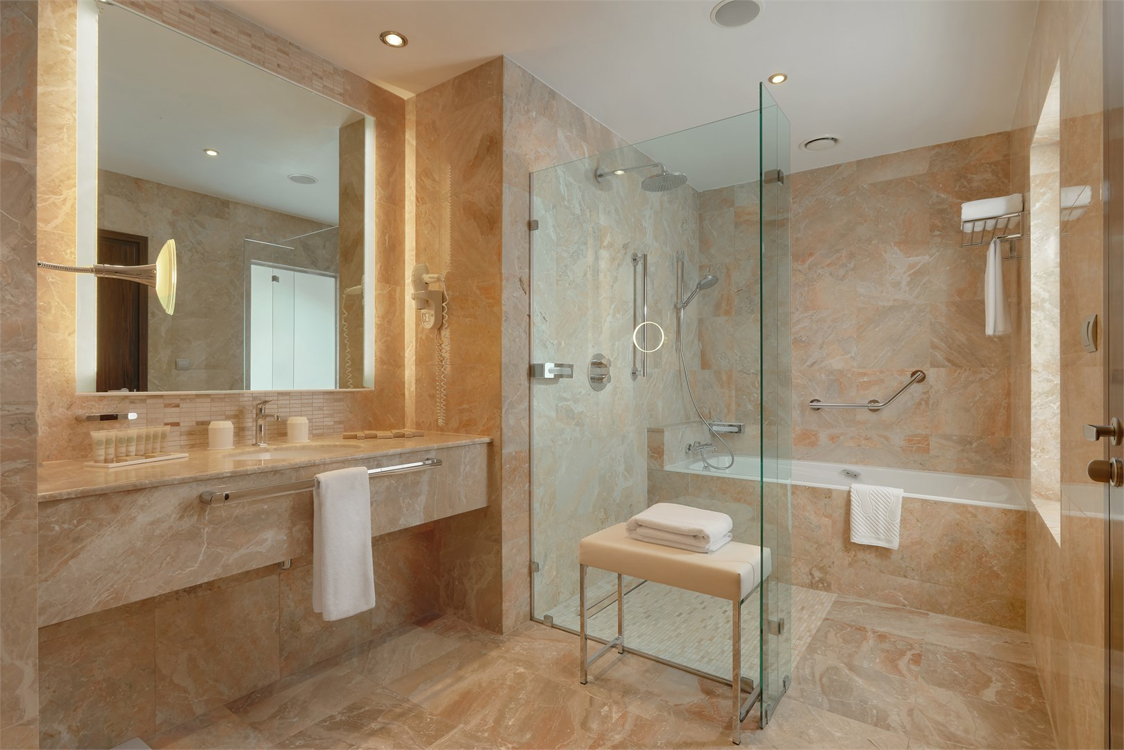 Отели — подборка. Фотограф индивидуальных женских портретов и LOVEstory в Москве