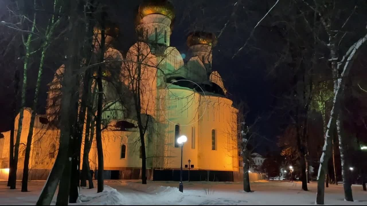 Летняя фотопрогулка по Ярославлю: кремль и виды на город с колокольни. Проект «Фотокладовка»: блог уличной фотографии в формате street photo