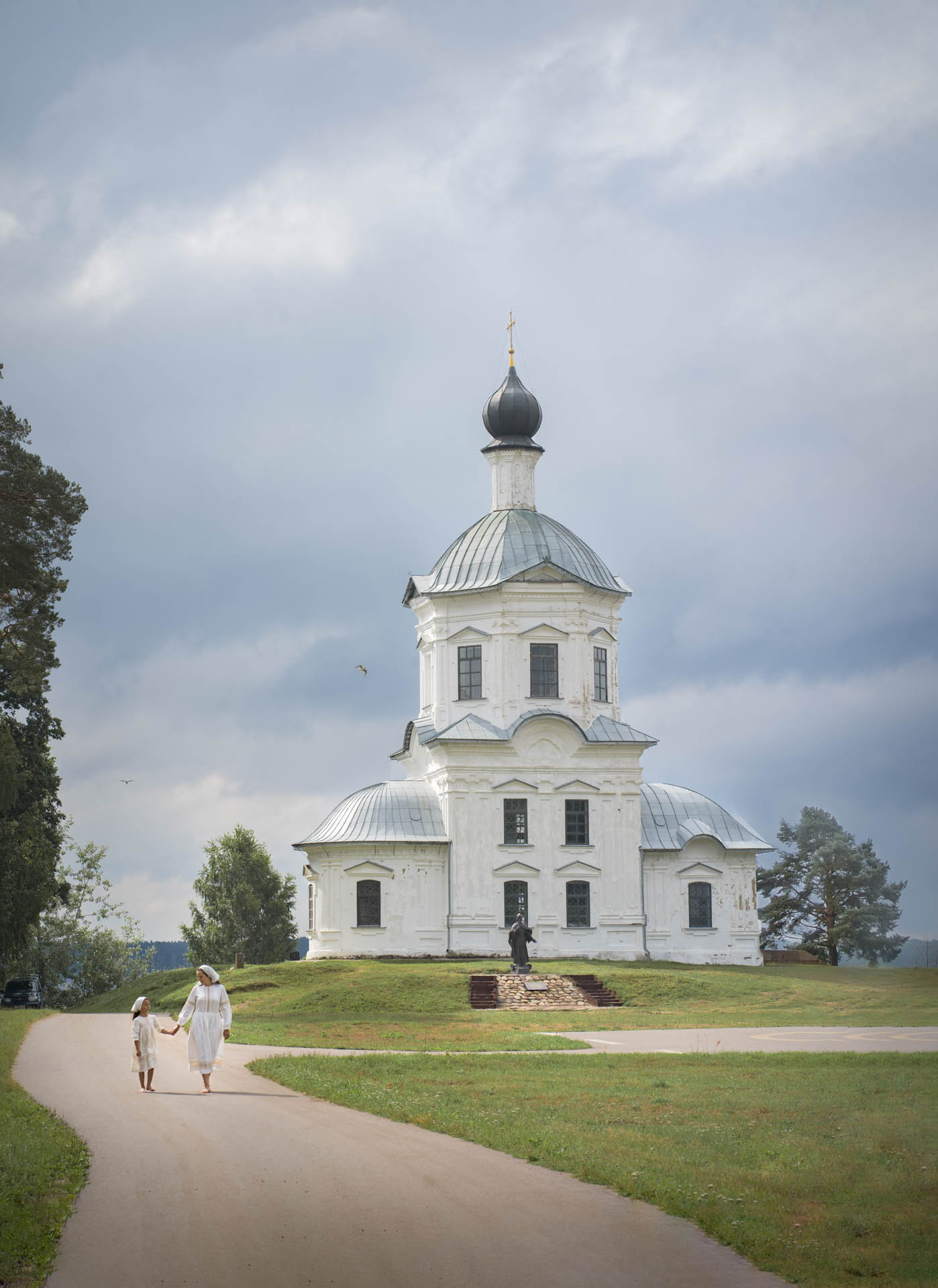 Церковь Воздвижения Честного Креста Господня в Ниловой Пустыни