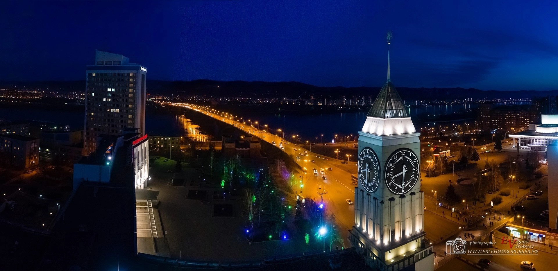 программа маршрут экскурсии Красноярск индивидуальный тур фототур фото аренда кабриолета цена стоимость заказать экскурсию смотровые площадки видовые красивые места Национальный парк заповедник Столбы Дивногорск Красноярская ГЭС путешествие туристический маршрут интересные места что посмотреть куда сходить что посетить достопримечательности в Красноярске цены на туры гид экскурсовод