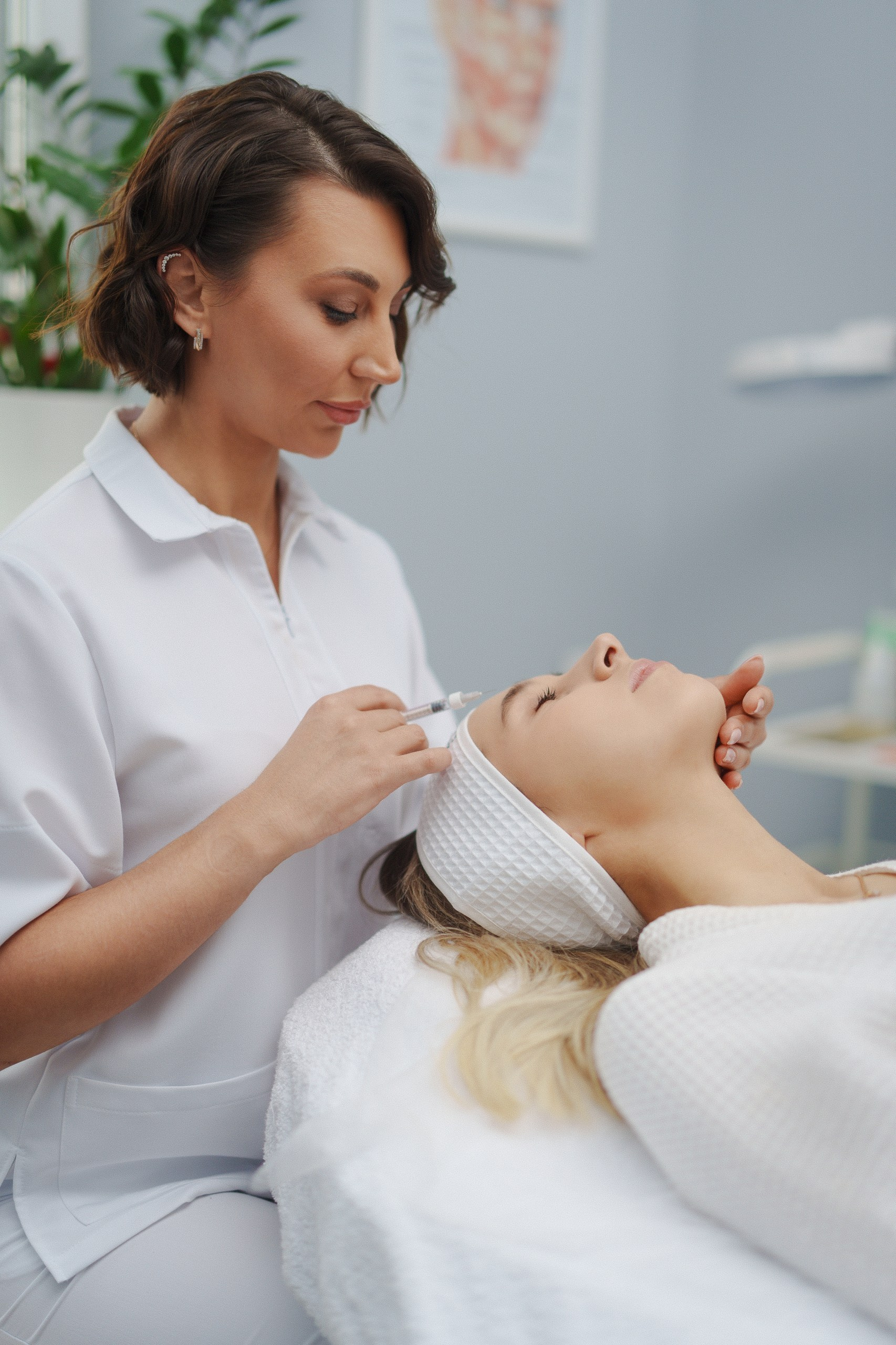 Контентная фотосессия для косметологии Care Club — эстетика, процедуры и команда