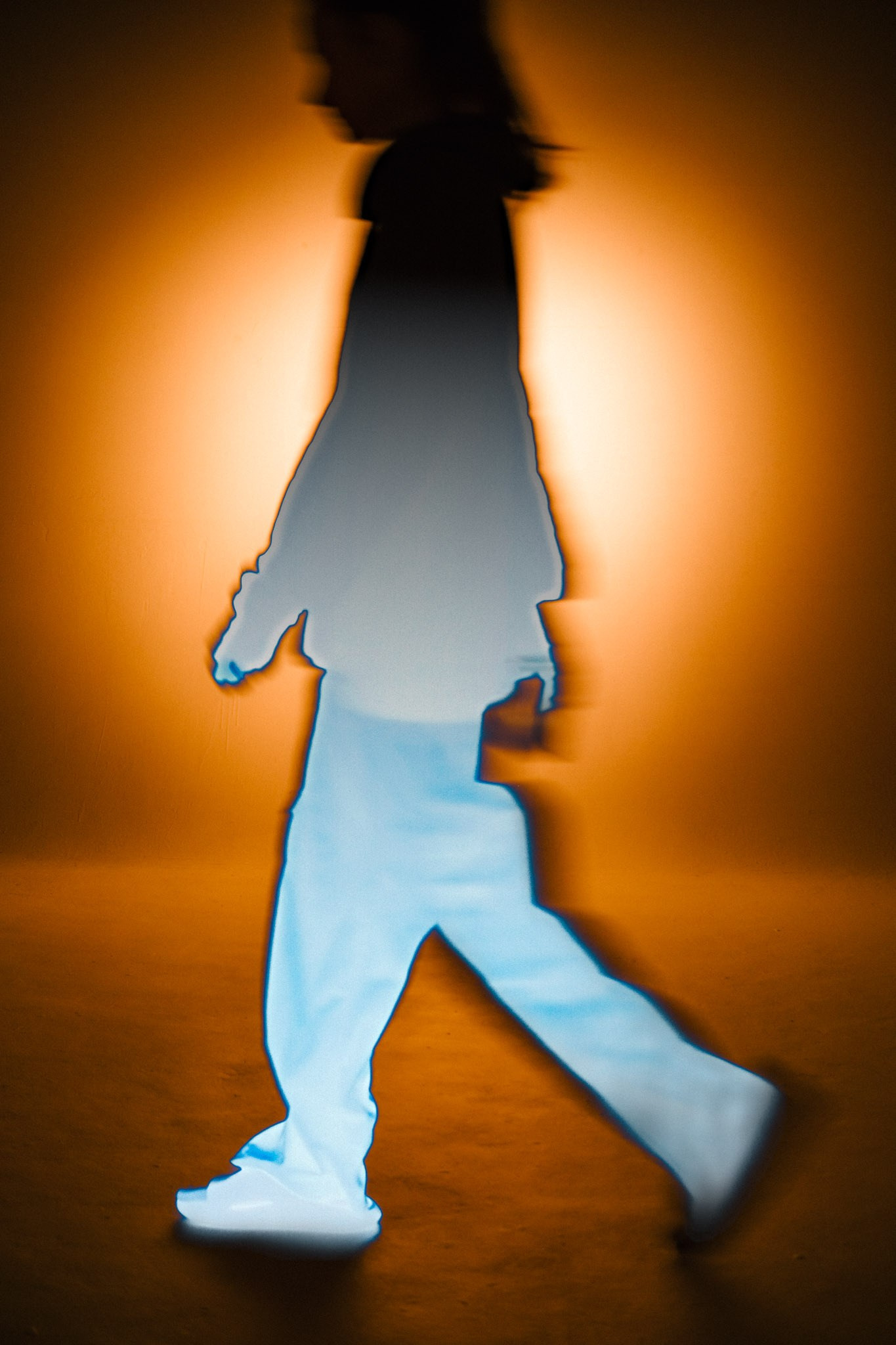 Works. Фотограф с цветным светом и оператор в Москве | Лиля Кичигина