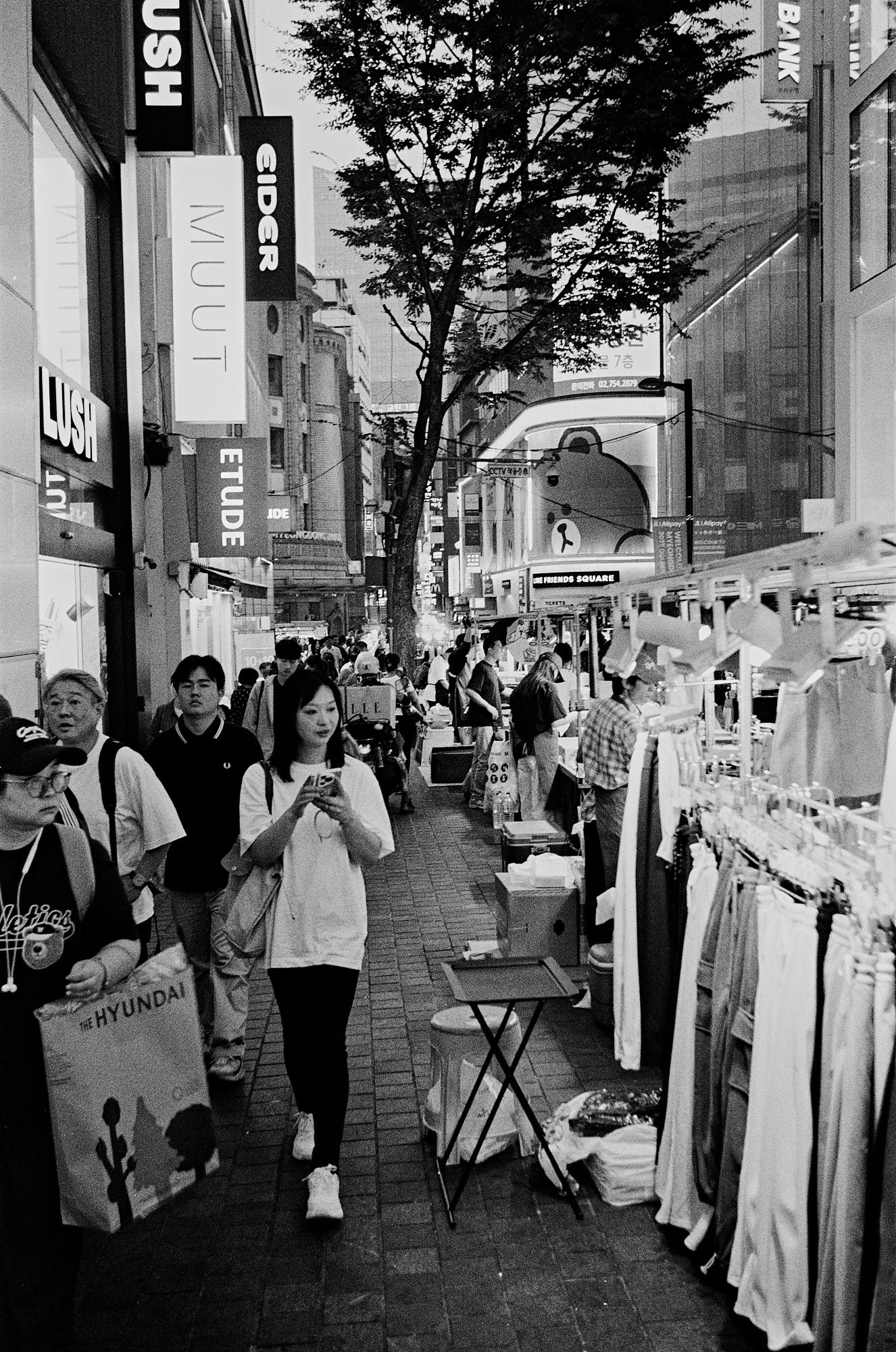 The gastroturist. Seoul (South Korea). Another person Pavel Potseluev. A photographer in 2025