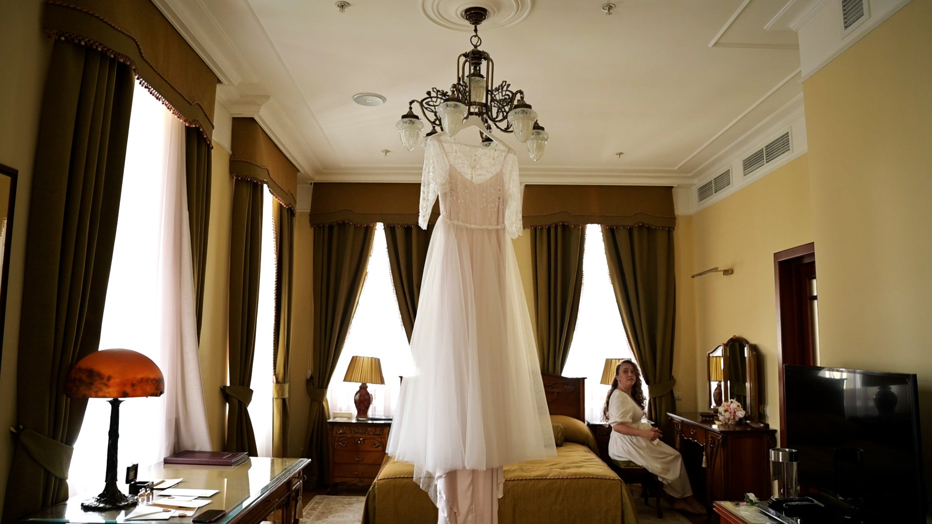 Лучшие отели для свадебного утра в Москве. Свадебный видеограф в Москве Никонова Анна
