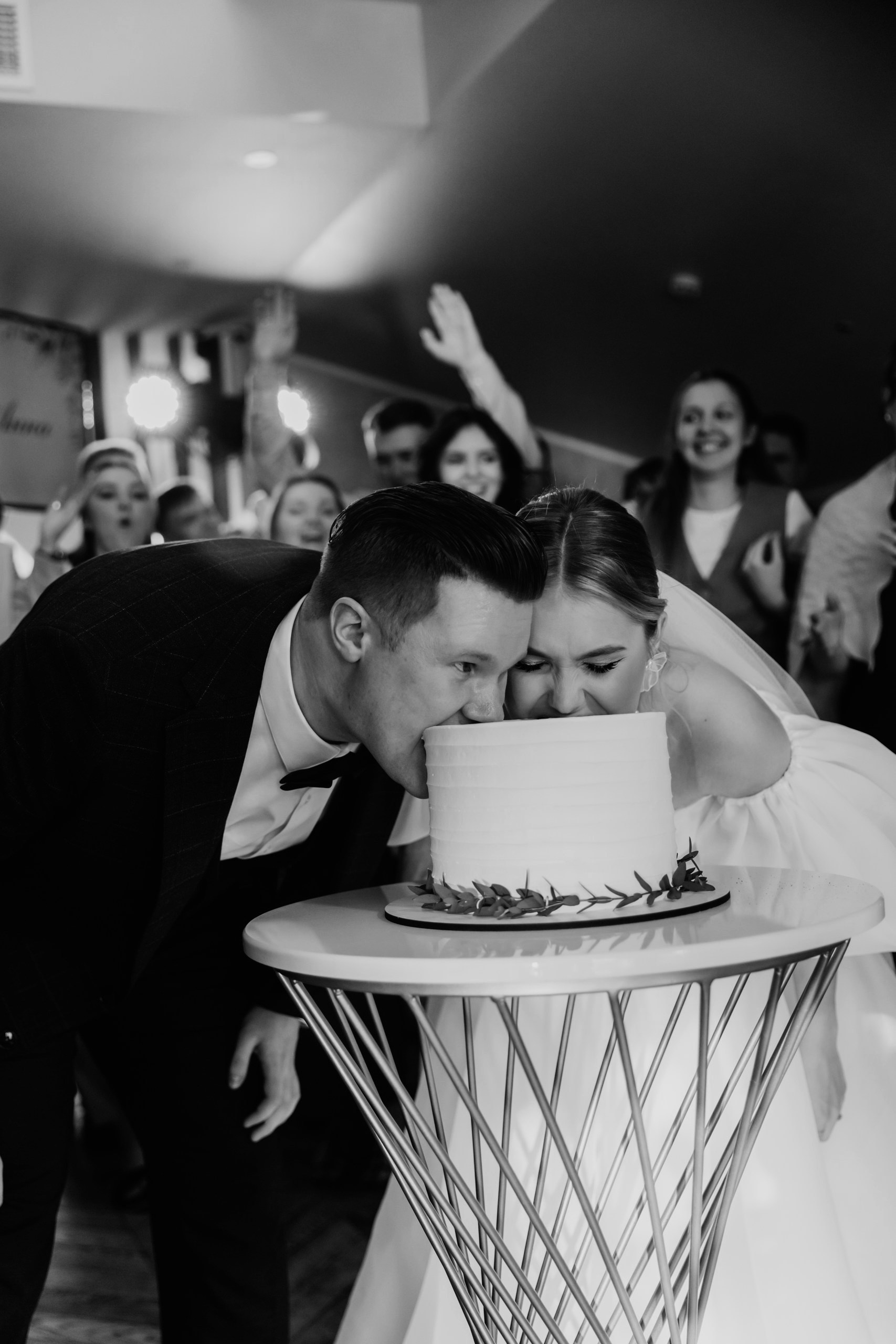 WEDDING. Фотограф, который снимает любовь в Санкт-Петербурге и Череповце