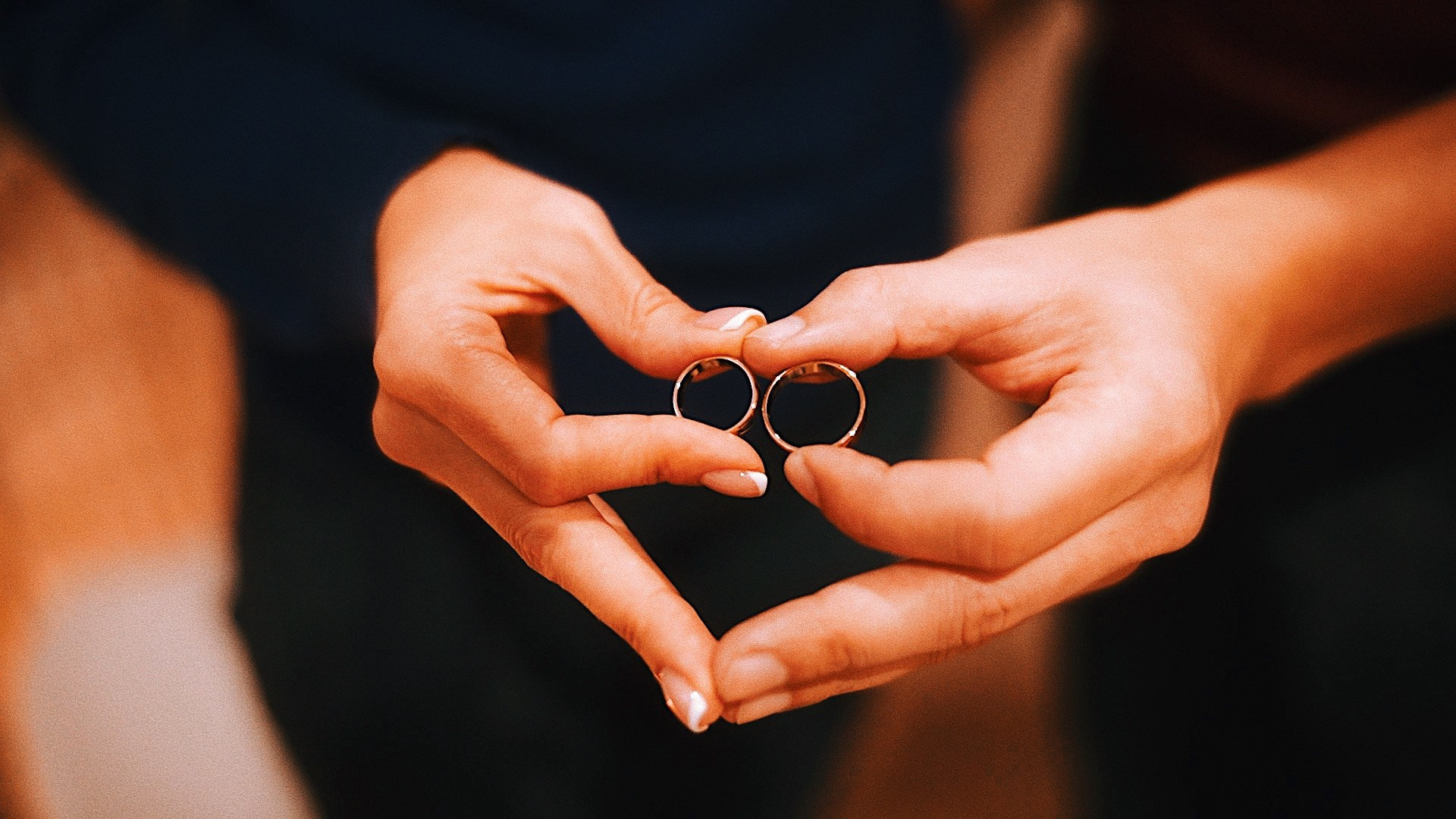 Семейное кино. ВИДЕОГРАФ, РЕЖИССЕР — КАТЯ ГУСЕВА