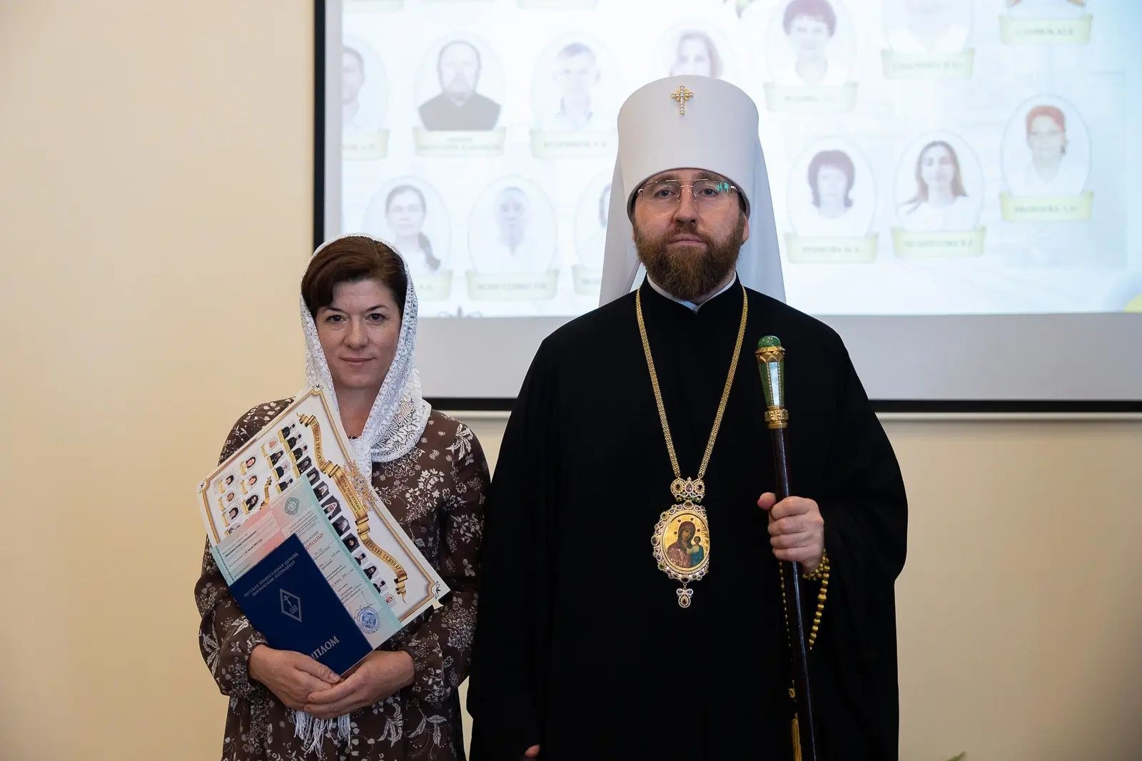 МИТРОПОЛИТ ИГНАТИЙ ВРУЧИЛ ДИПЛОМЫ ВЫПУСКНИКАМ САРАТОВСКОЙ ДУХОВНОЙ СЕМИНАРИИ. Саратовское Северо-Западное благочиние