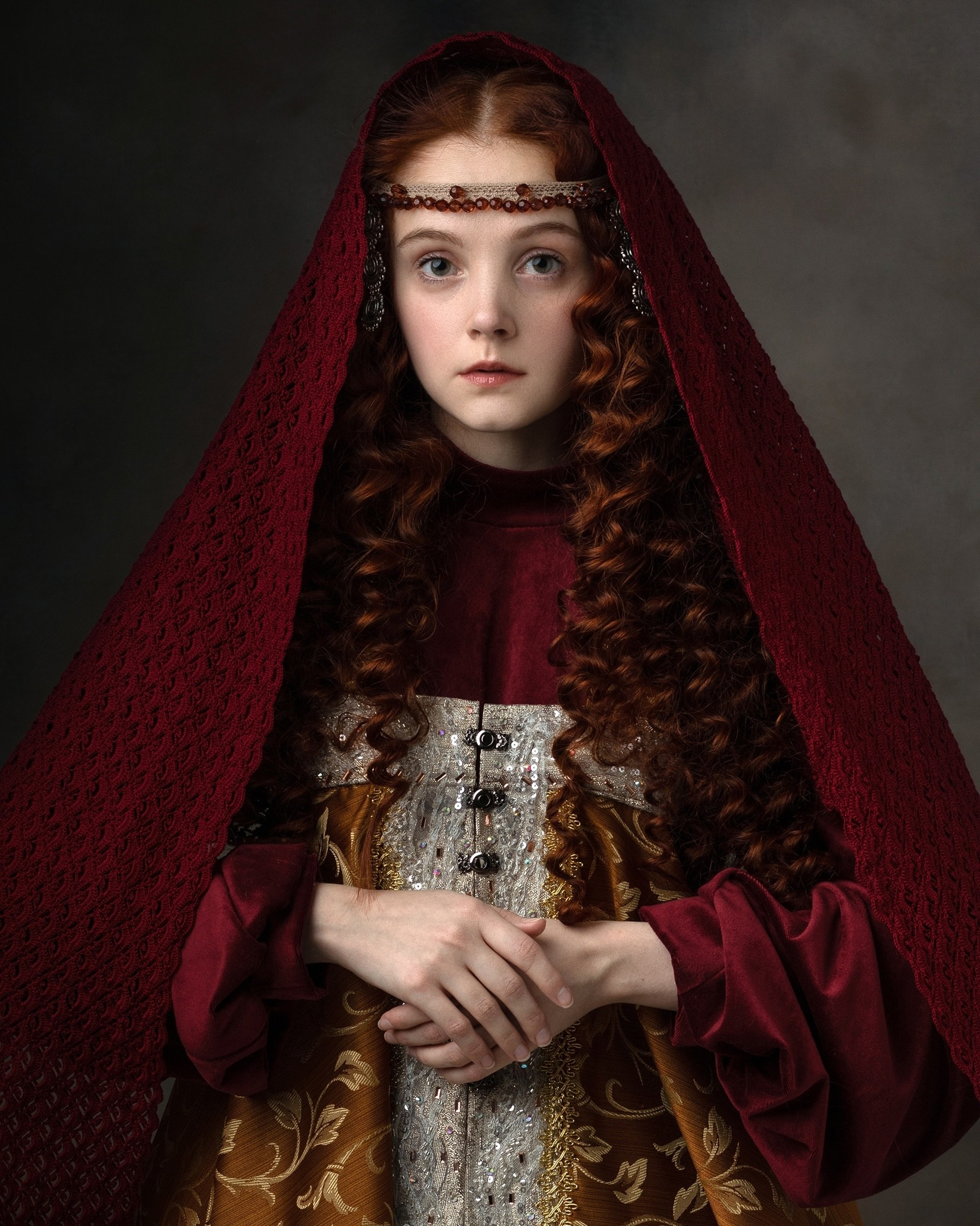 НОВЫЕ СЪЕМКИ В СТУДИИ — ОНА (ПЛАН)