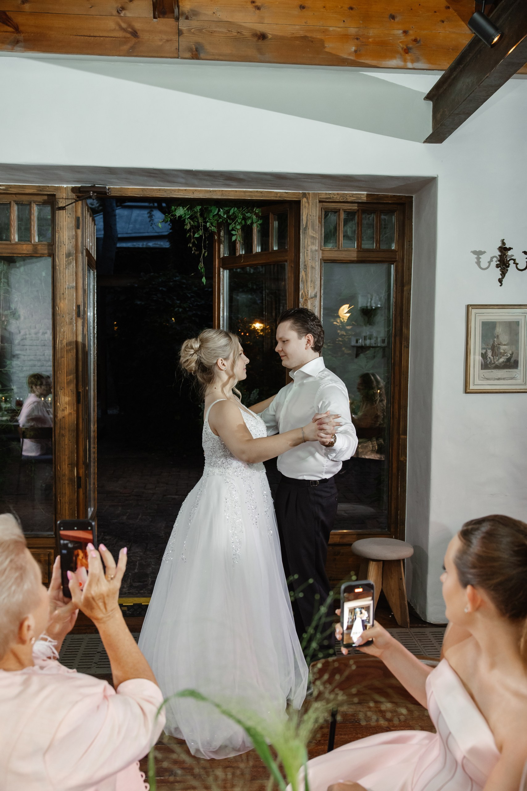 Тамада на свадьбу без пошлостей: как выбрать ведущего | Никита Назаров. Фотограф, видеограф на свадьбу в Москве Никита Назаров