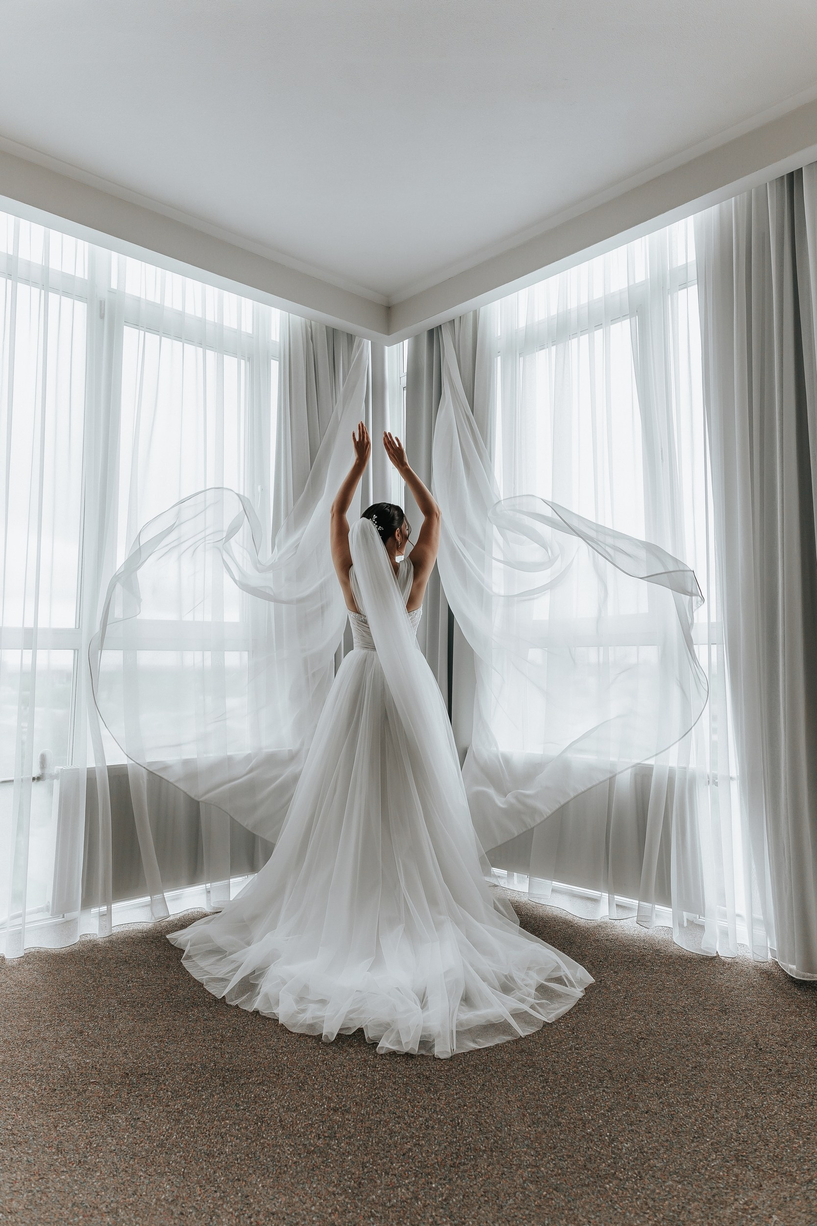 Фотостудии и пространства Перми для свадебной фотосессии. Свадебный фотограф Пермь