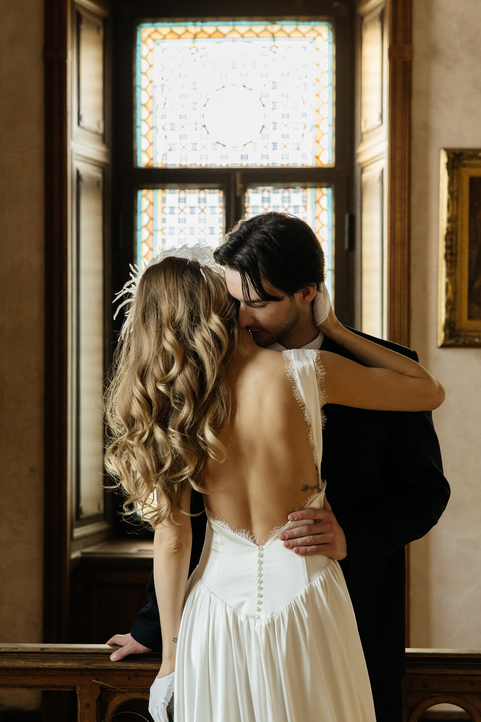 Свадебная фотосессия в усадьбе Середниково. Свадебный фотограф в Москве Элина Ларченкова. Фото, которые цепляют