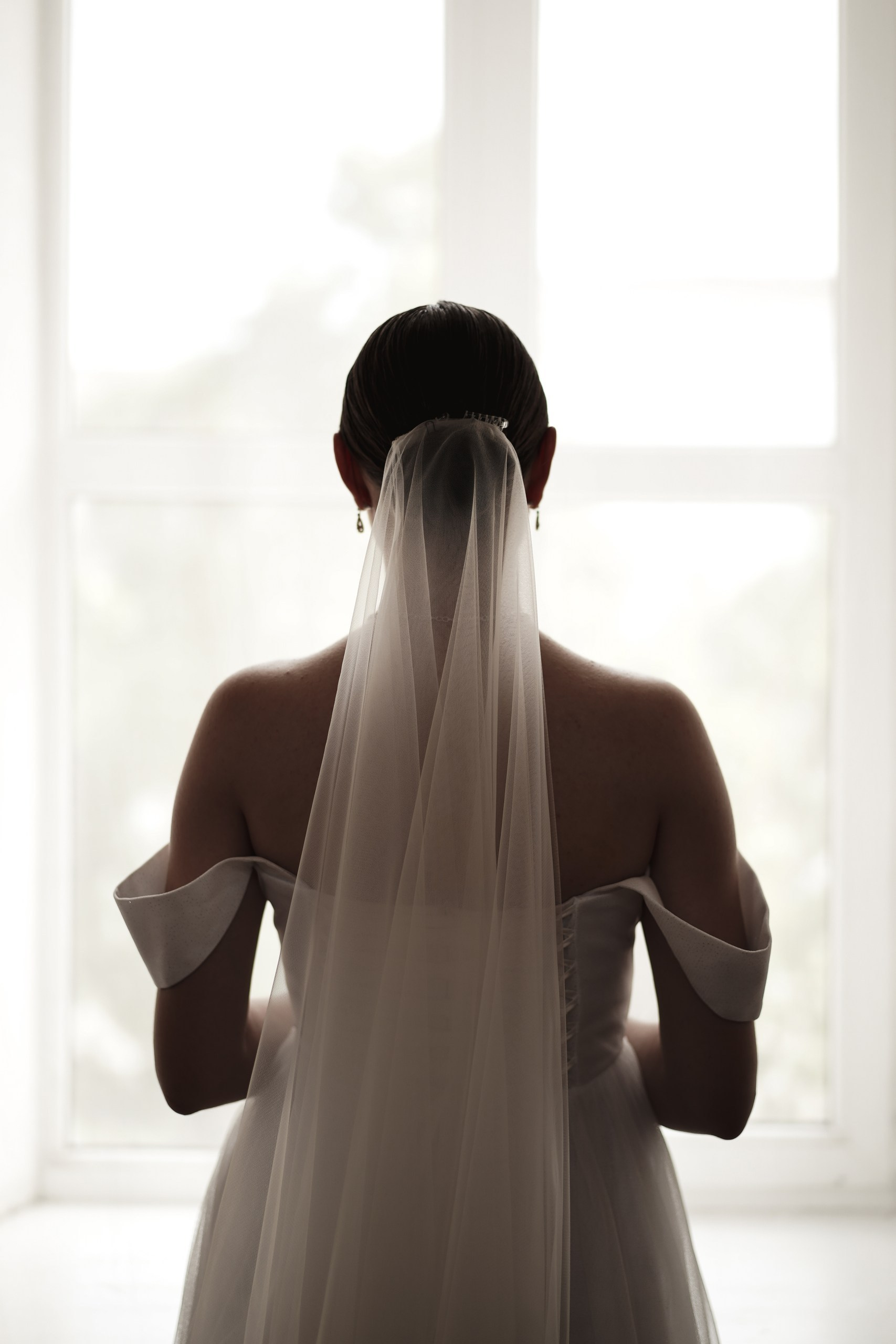 Фотограф и видеограф на свадьбу в Ростове-на-Дону 2026. Профессиональная работа, качественный результат. Свадебный фотограф в Ростове-на-Дону. Таинство Крещения и Венчания, семейные фотосессии. Алёна Чёботова