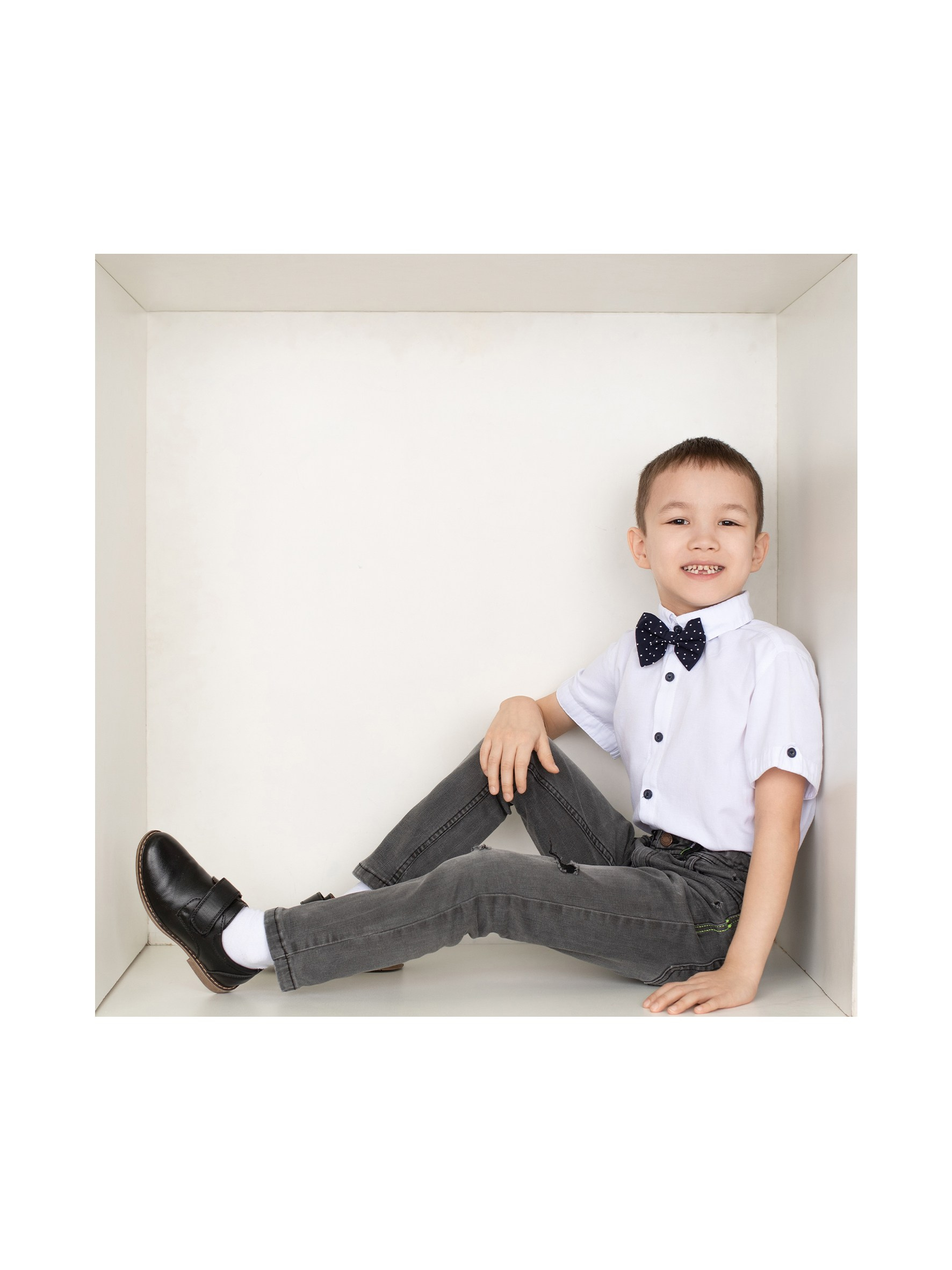 Выпускной альбом для детского сада "В кубе". Выпускные альбомы в Тюмени для школ, садов, вузов спортивных секций