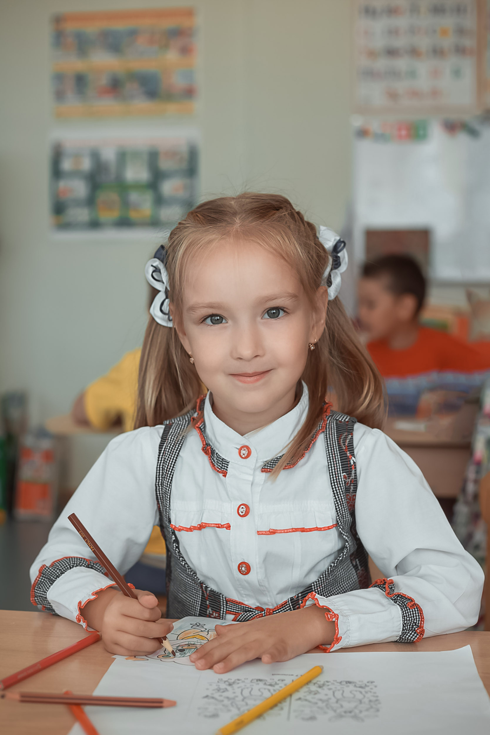 Съемка в детском саду и школе. Фотограф церковных Таинств Луганск