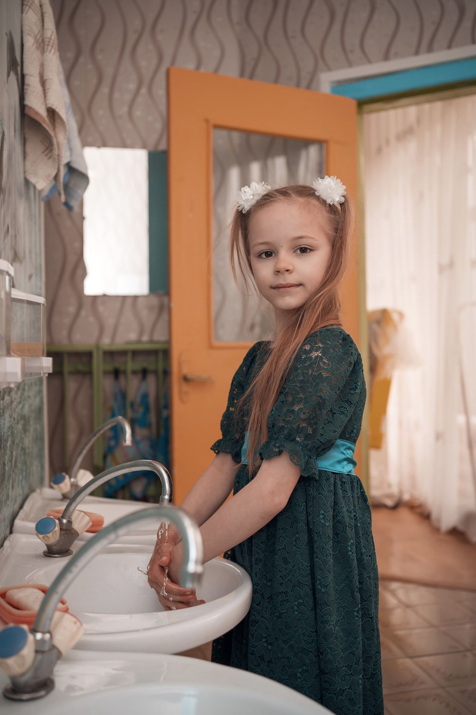 Съемка в детском саду и школе. Фотограф церковных Таинств Луганск