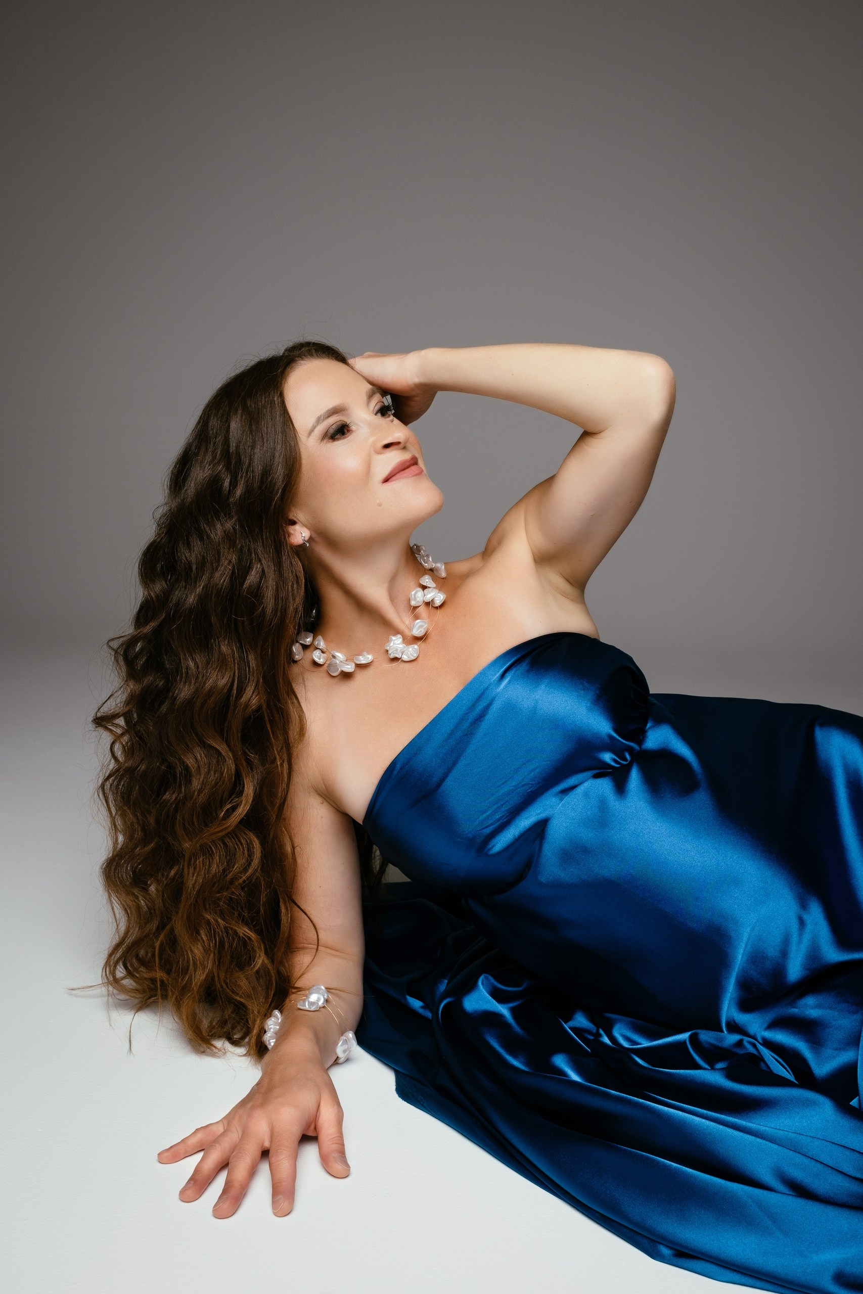 Фотосессия в тканях для беременной. Фотограф и видеограф Анна Жагорина