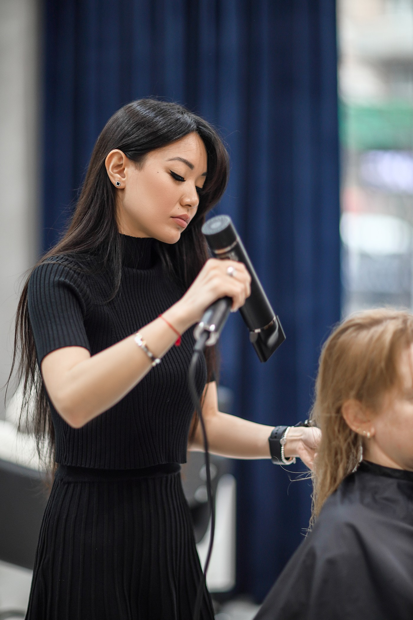 Кейс: 6 лет контент-производства для премиум-бренда B.Y.H.O — от личного блога до салона класса люкс. Профессиональный фотограф в Москве. Елена Шуваева