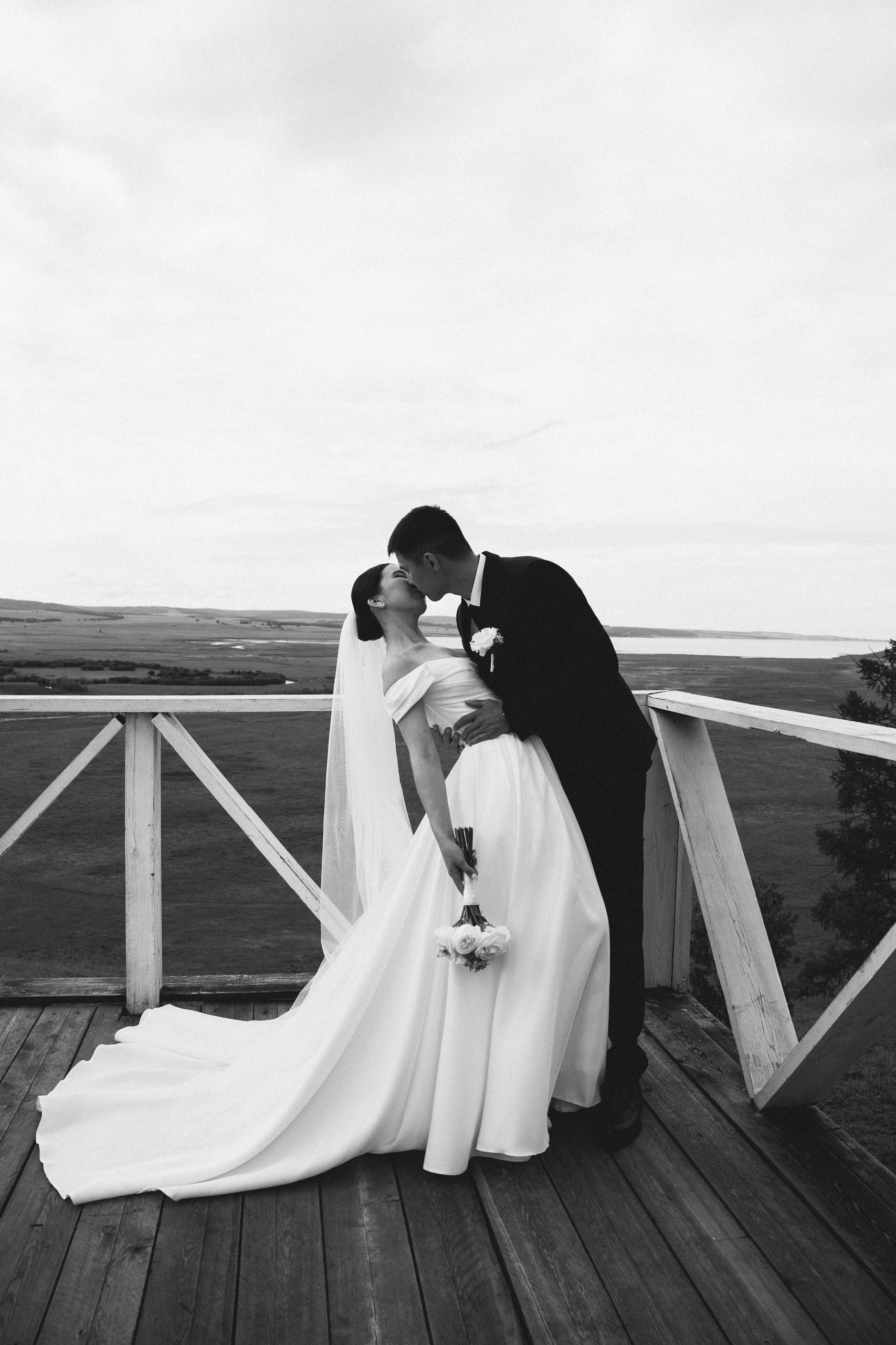 Свадебный фотограф Иркутск Петр Сендыхеев. Свадебный фотограф Иркутск Сендыхеев Пётр