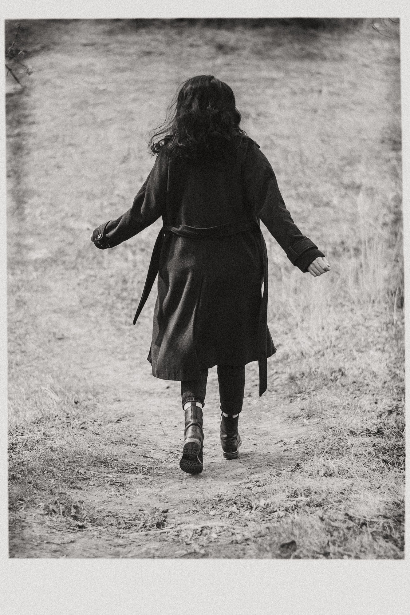 Фотограф в Тюмени Дарья Мустафина Портретная серия «Берег и тишина». Портретный фотограф Тюмень Дарья Мустафина