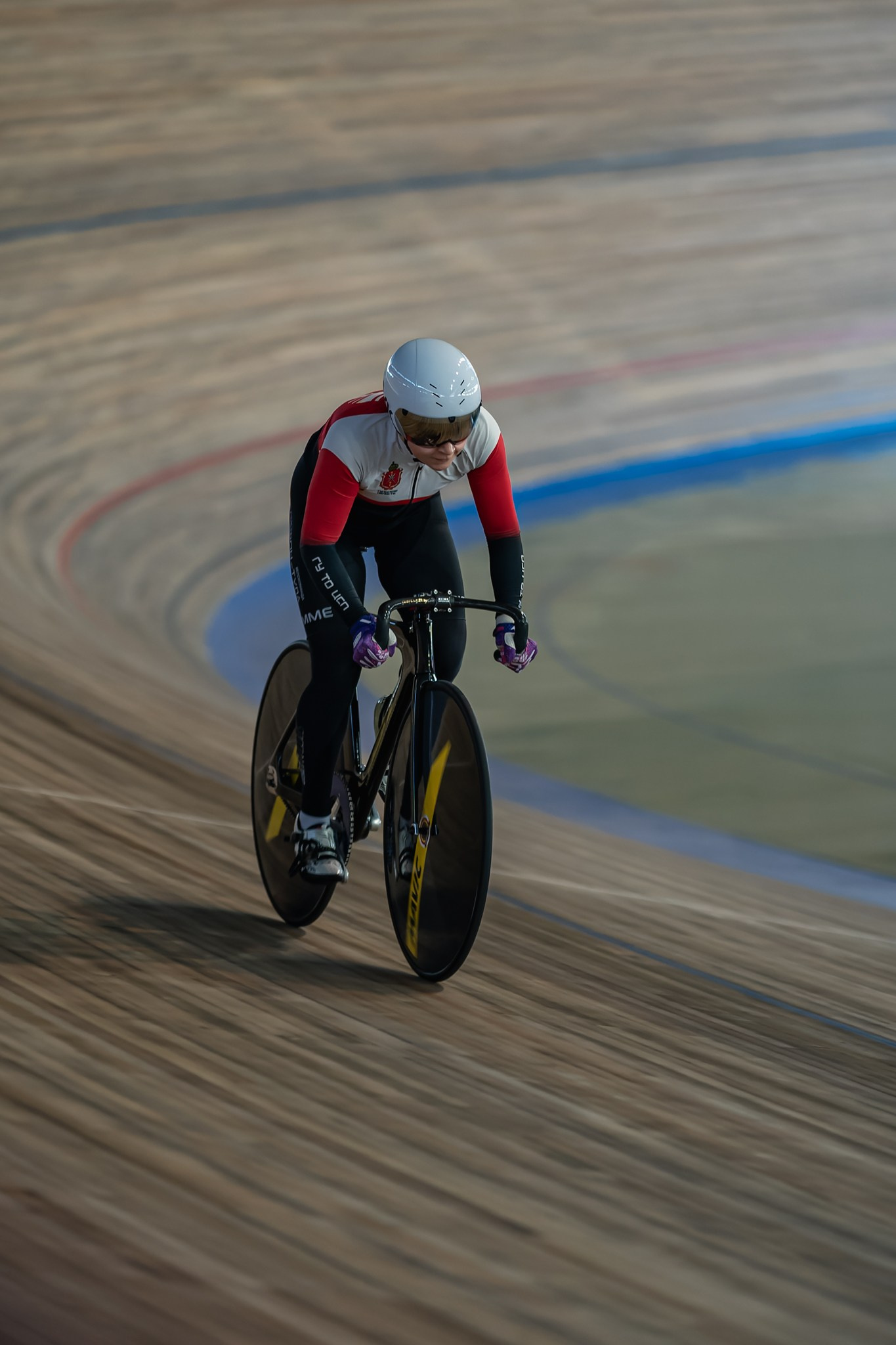 Кубок и чемпионат России по велоспорту на треке 2026. Фоторепортаж с велотрека «Крылатское» | Сергей Чурносов