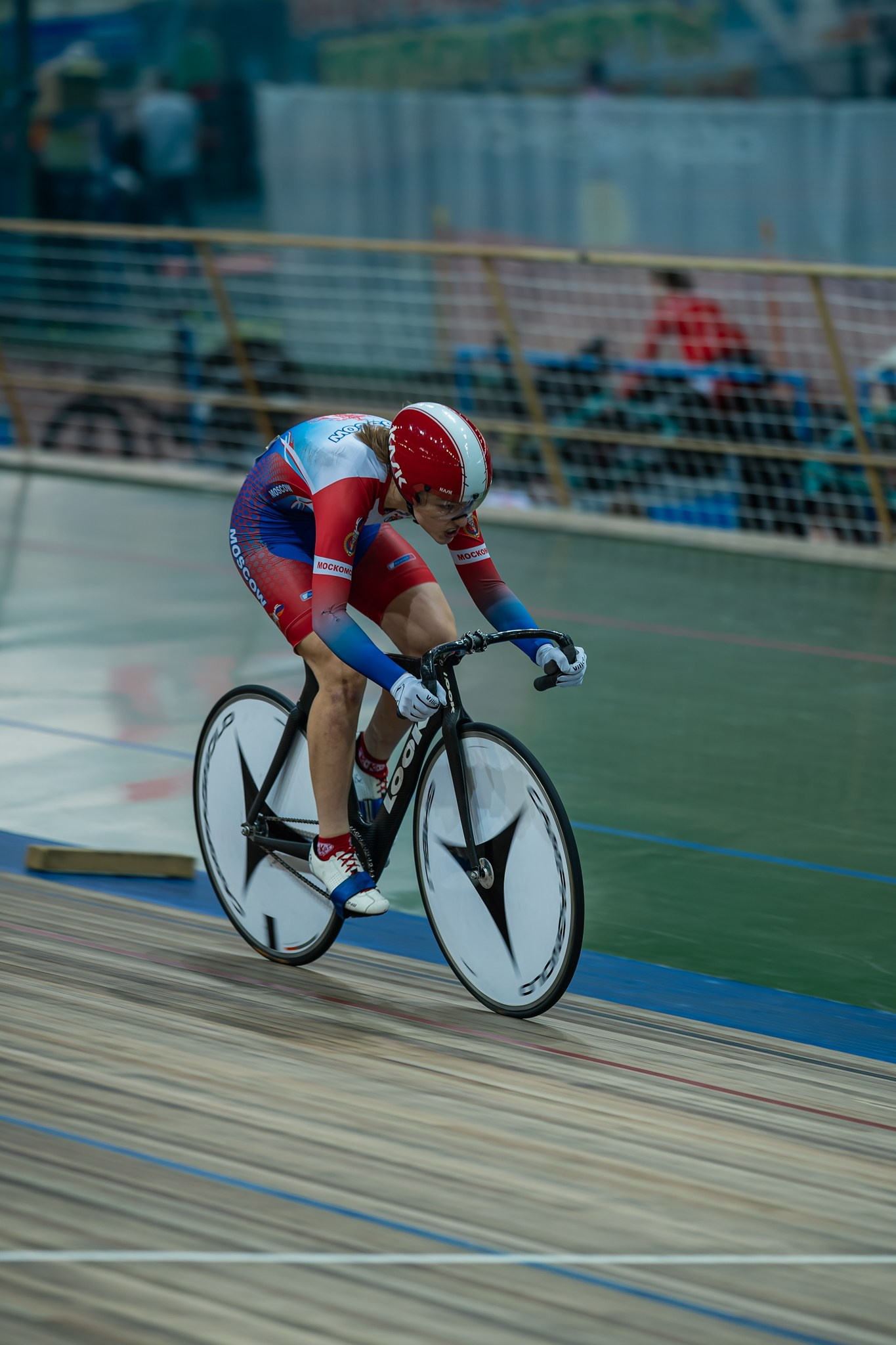 Кубок и чемпионат России по велоспорту на треке 2026. Фоторепортаж с велотрека «Крылатское» | Сергей Чурносов