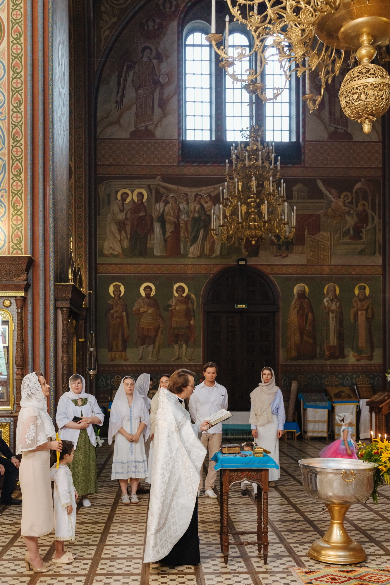 где провести крещение Ломоносов, красивый храм в Ломоносов, как записаться на крестины, сколько стоит крещения, лучший храм ЛО, душевный батюшка