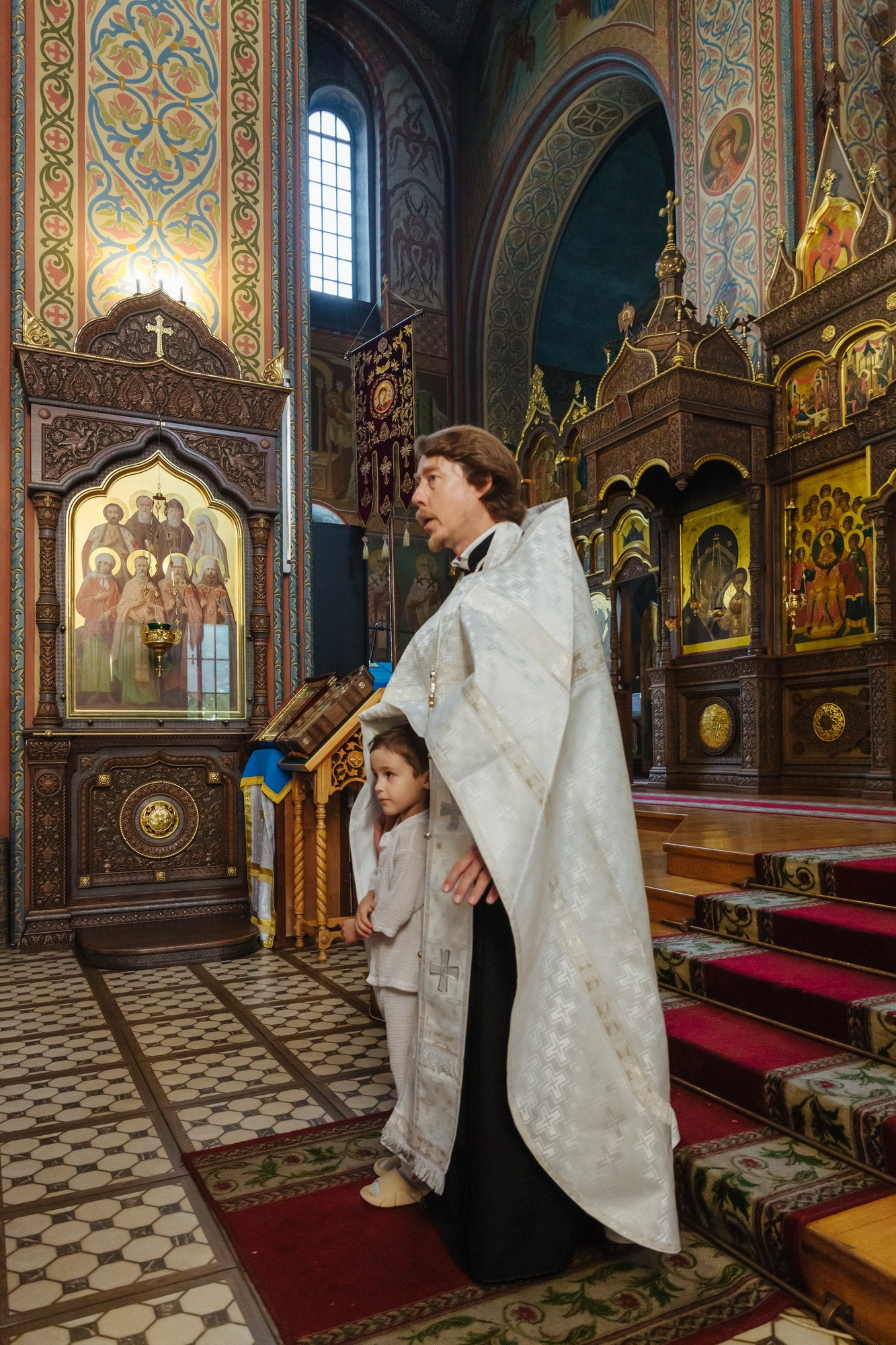 где провести крещение Ломоносов, красивый храм в Ломоносов, как записаться на крестины, сколько стоит крещения, лучший храм ЛО, душевный батюшка