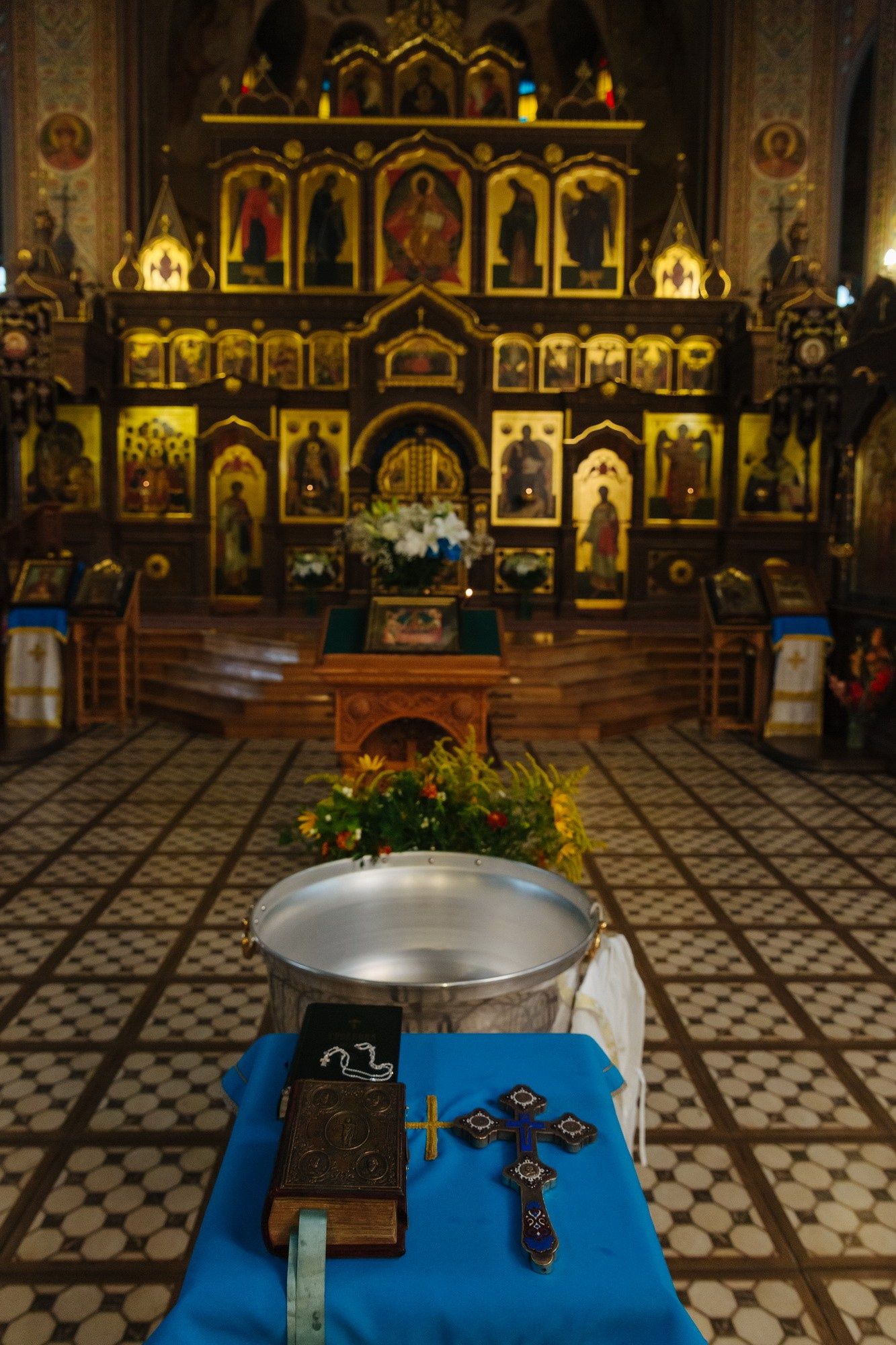 где провести крещение Ломоносов, красивый храм в Ломоносов, как записаться на крестины, сколько стоит крещения, лучший храм ЛО, душевный батюшка