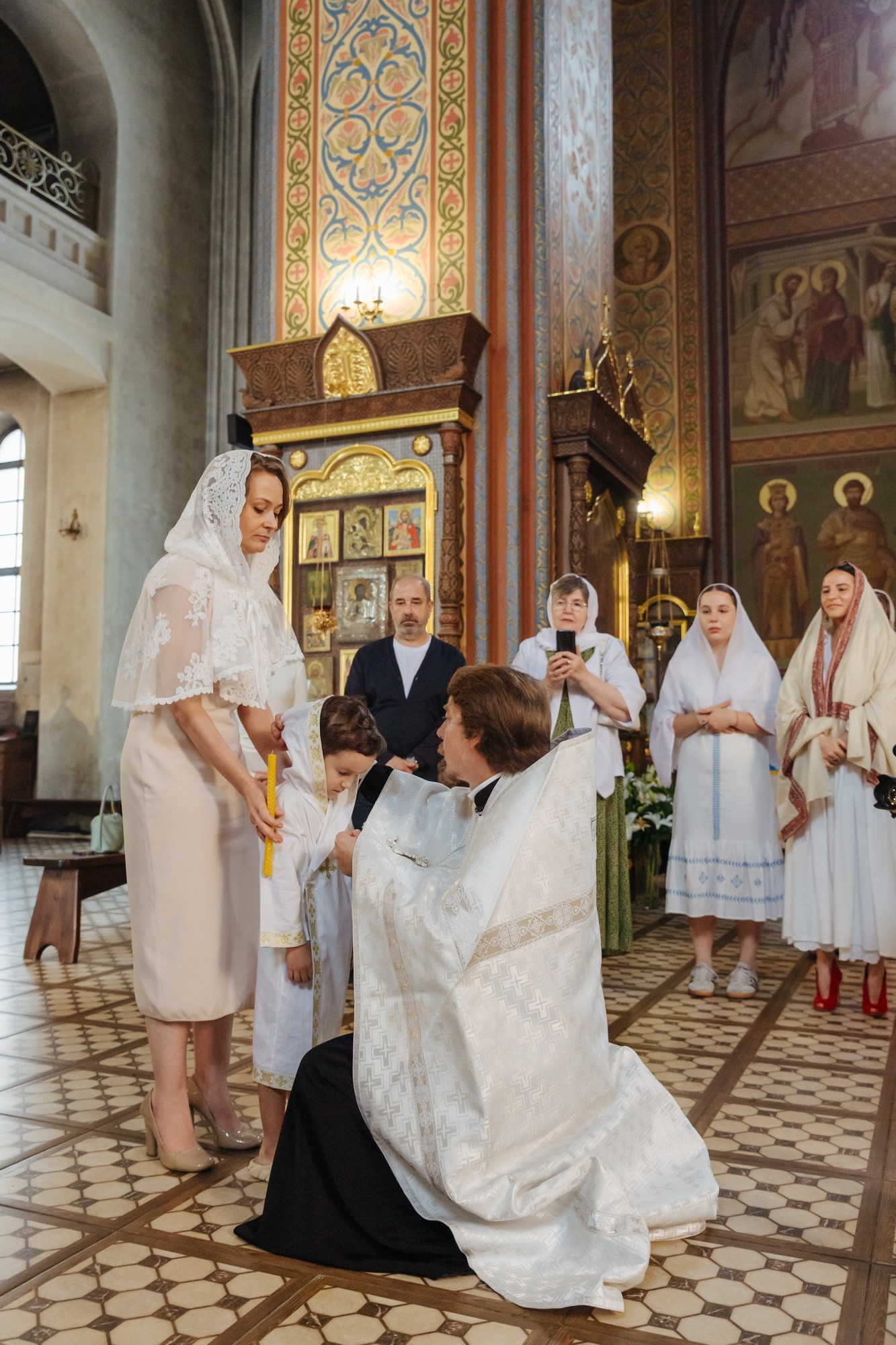 где провести крещение Ломоносов, красивый храм в Ломоносов, как записаться на крестины, сколько стоит крещения, лучший храм ЛО, душевный батюшка