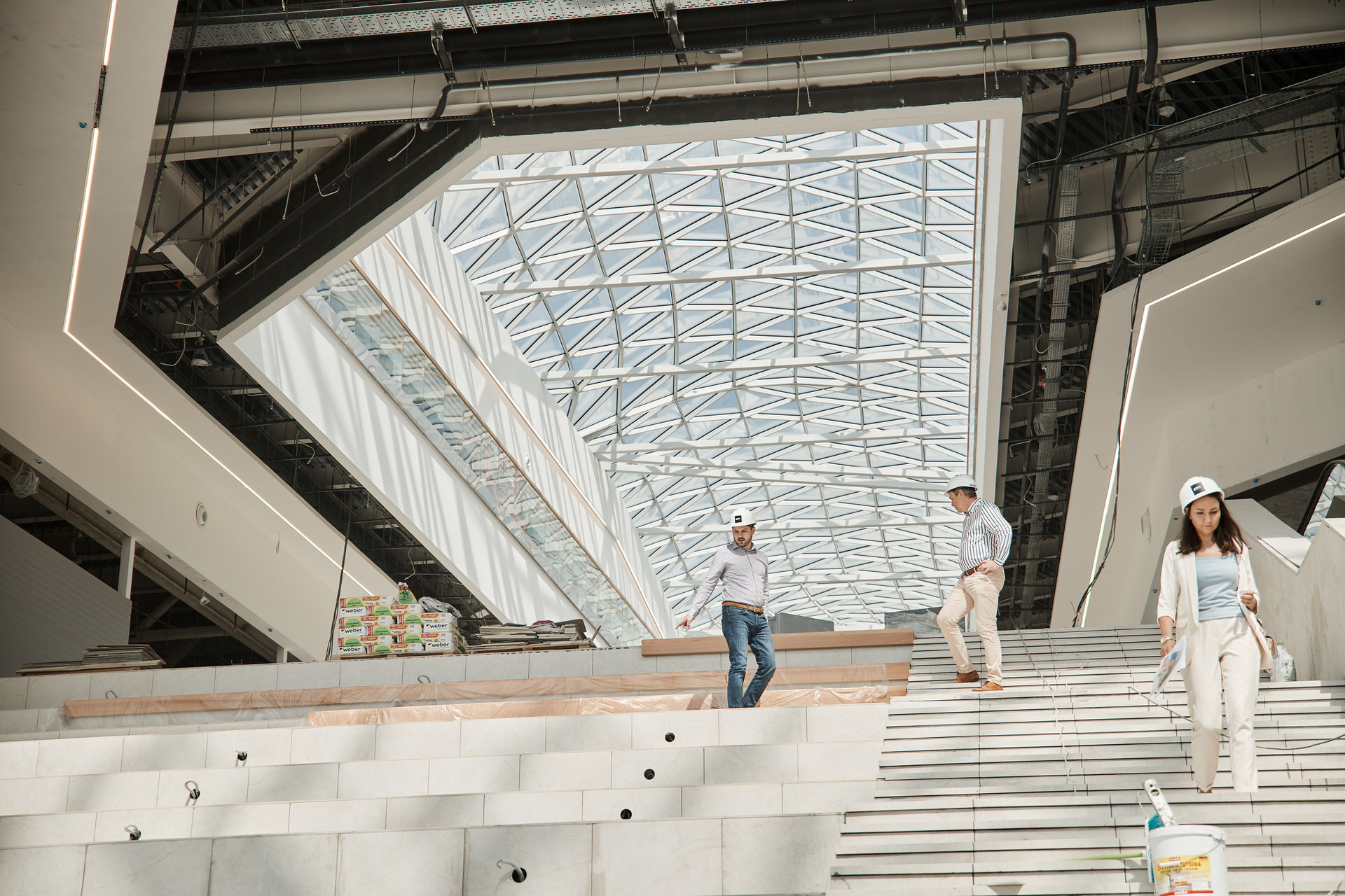 Репортаж со строительства торгового центра Veer Mall. Контент для бизнеса в Екатеринбурге Полдень Медиа