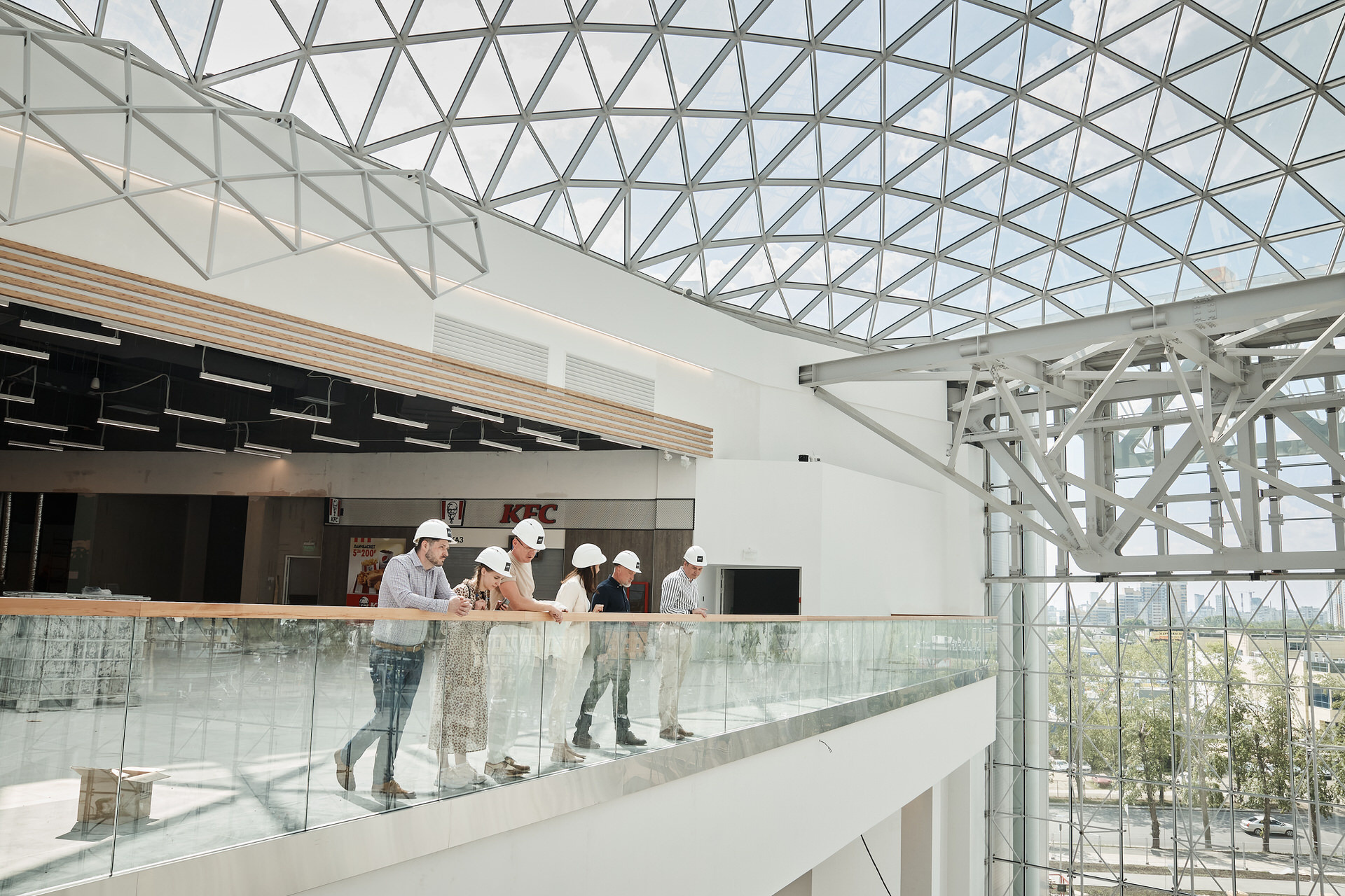 Репортаж со строительства торгового центра Veer Mall. Контент для бизнеса в Екатеринбурге Полдень Медиа