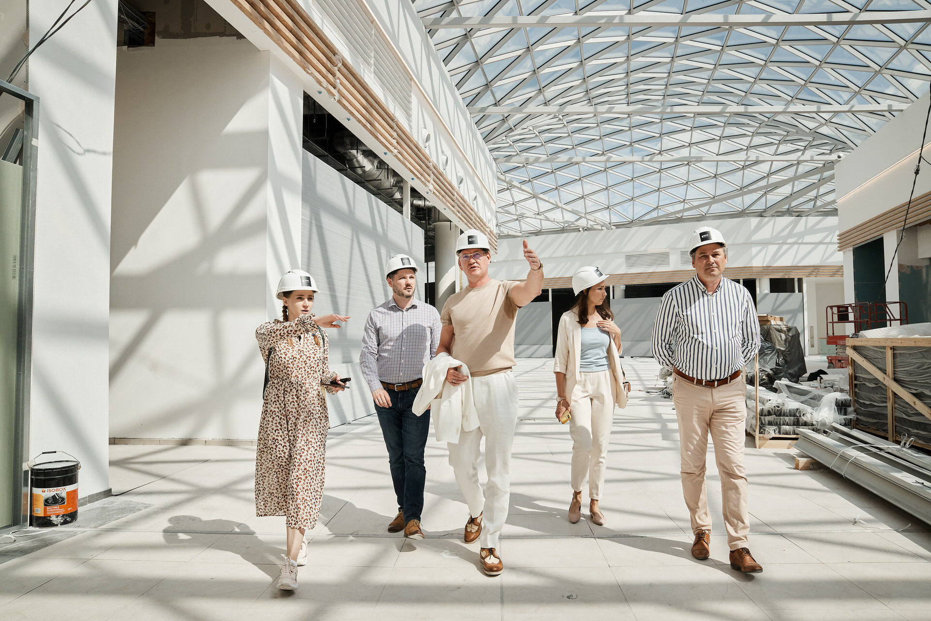 Репортаж со строительства торгового центра Veer Mall. Контент для бизнеса в Екатеринбурге Полдень Медиа