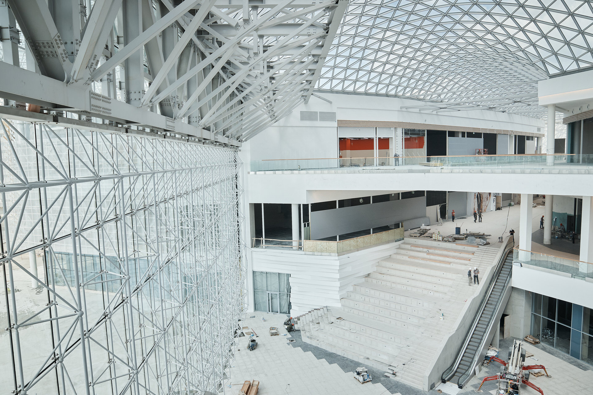 Репортаж со строительства торгового центра Veer Mall. Контент для бизнеса в Екатеринбурге Полдень Медиа