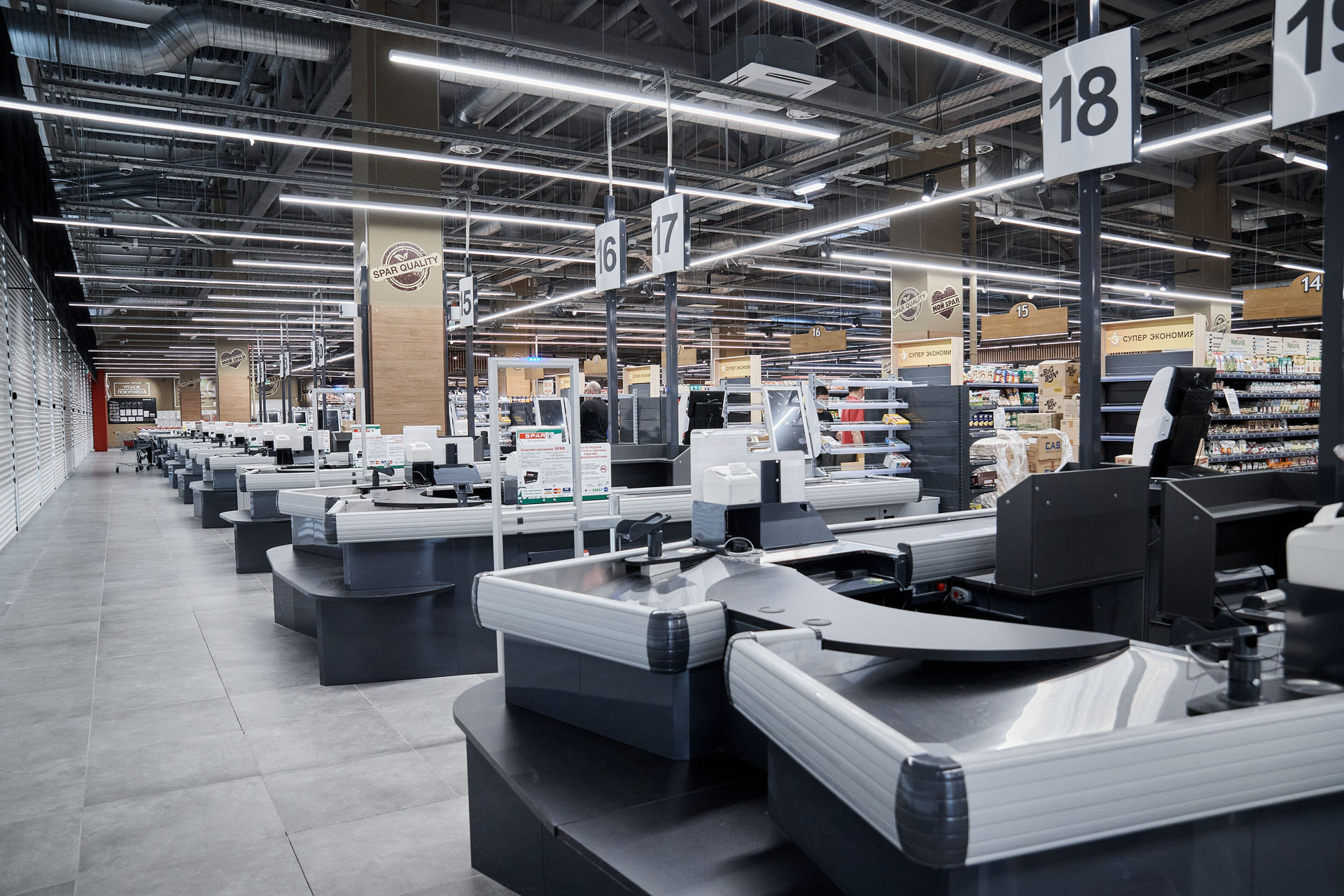 Репортаж со строительства торгового центра Veer Mall. Контент для бизнеса в Екатеринбурге Полдень Медиа