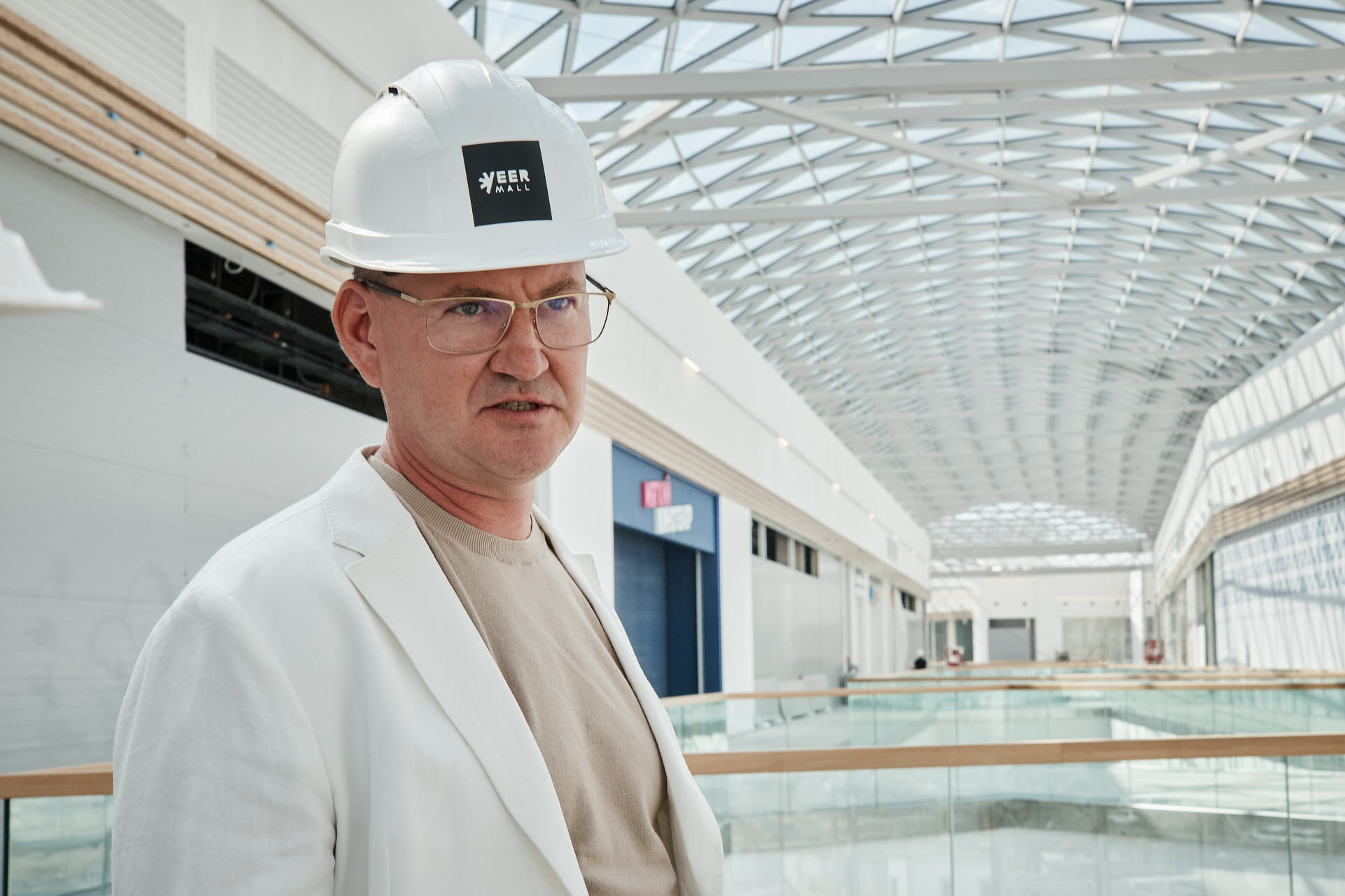Репортаж со строительства торгового центра Veer Mall. Контент для бизнеса в Екатеринбурге Полдень Медиа