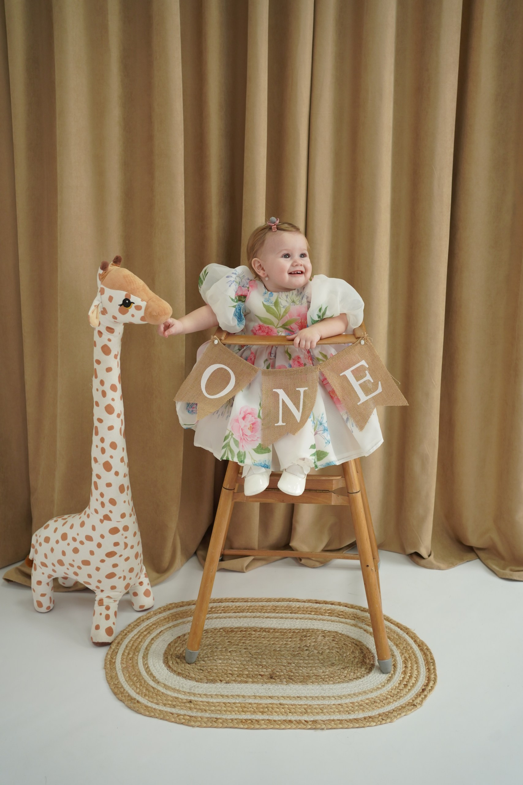 Фотоссесия на Годик для Девочки. Детская Фотостудия ГОДОВАСИКИ в Санкт-Петербурге фотосесия на годик