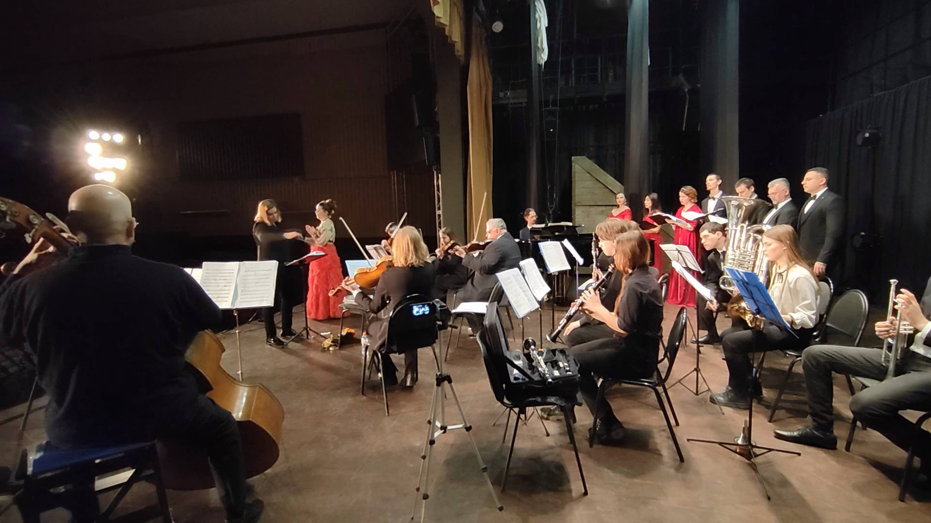 Видео. Московский молодежный оперный театр