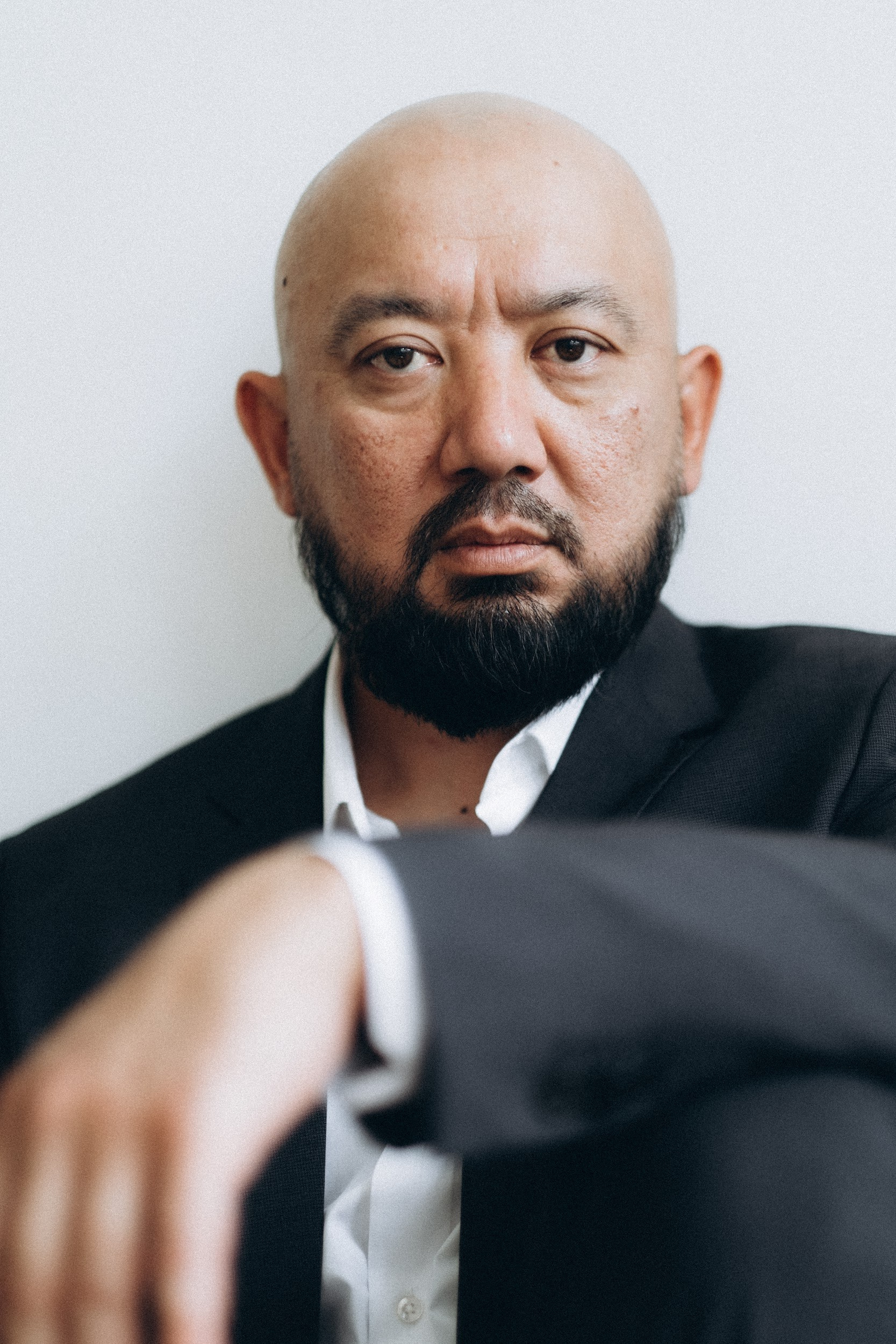 мужской фотограф Алматы Бизнес фотограф алматы Корпоративный фотограф алматы Бизнес портрет алматы