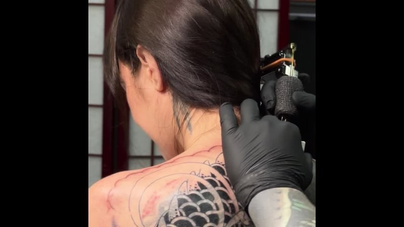 «История Светланы о перекрытии сложной татуировки»